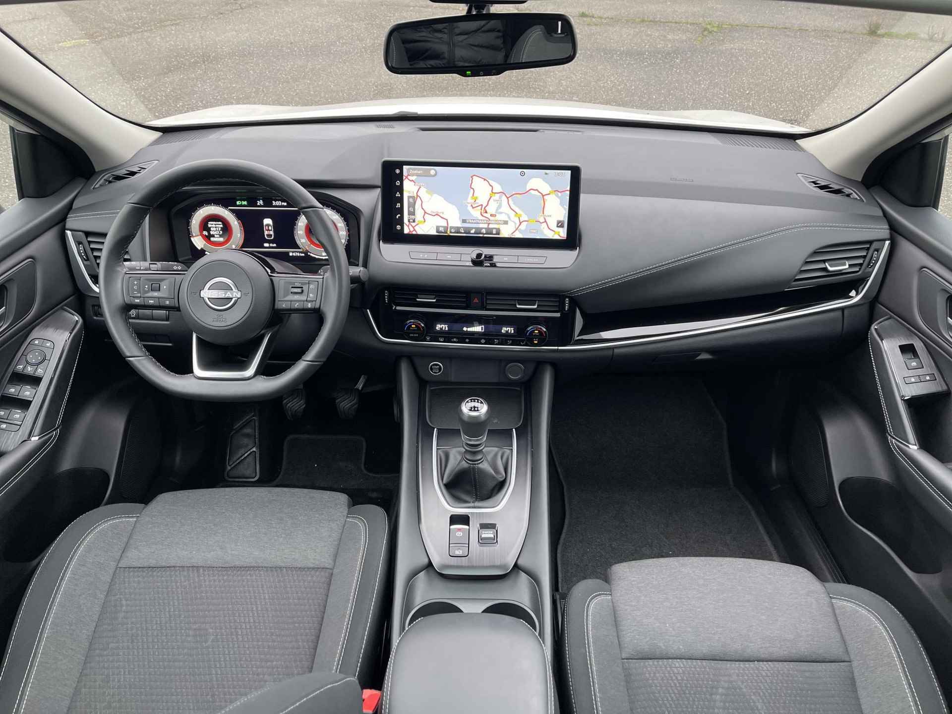 Nissan Qashqai 1.3 MHEV N-Connecta Design Pack / PRIJS = RIJKLAAR! / Panoramadak | Digitaal Instrumentenpaneel | Navigatie | 360° Camera | Keyless Entry | LED Koplampen - 14/22