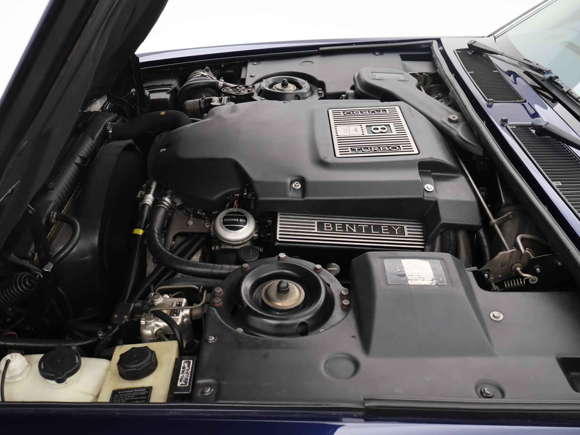 Bentley Turbo R 6.8 V8 - 9/43