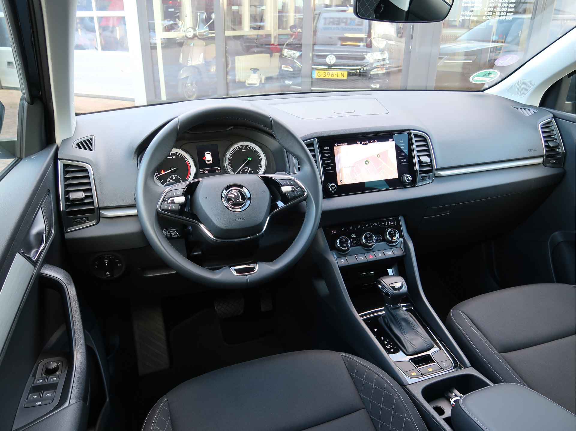 Škoda Karoq 1.5 TSI DSG Business Edition | Led | ACC | Stoelverw | Trekhaak | - 8/31