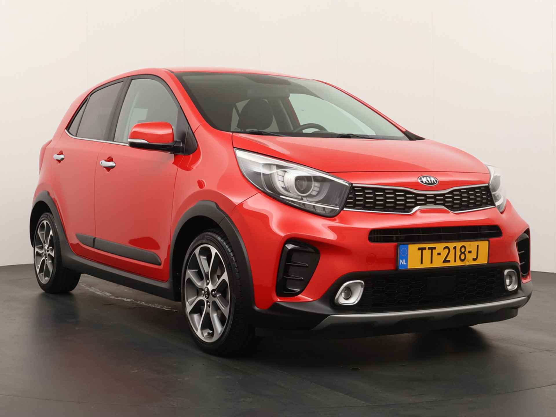 Kia Picanto 1.0 T-GDI 100PK X-Line - Navigatie - Achteruitrijcamera - Keyles entry - Lederen bekleding - Stoel & Stuur verwarming - 12 maanden BOVAG garantie - 12/45