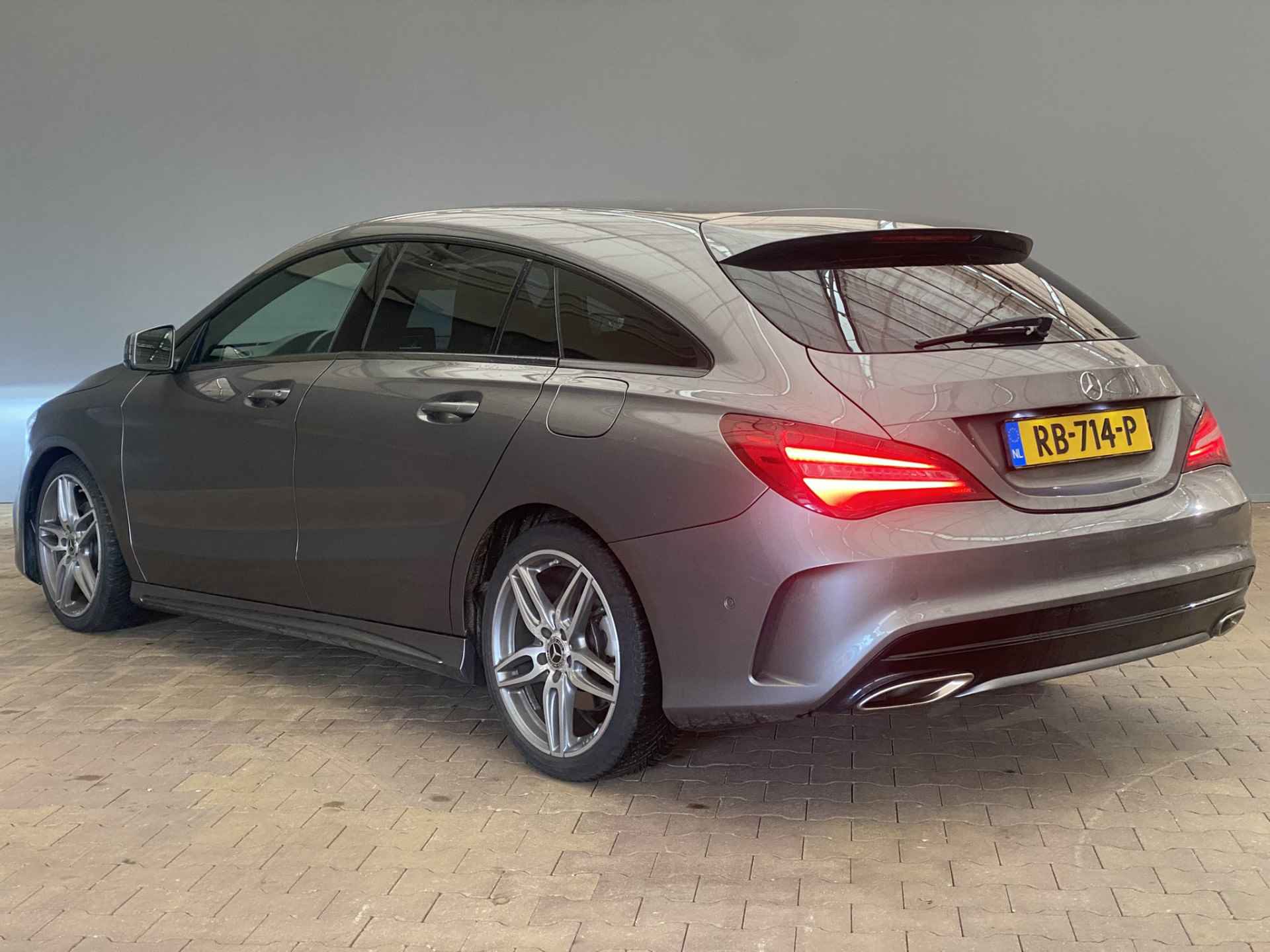 Mercedes-Benz CLA-Klasse Shooting Brake 180 Business Solution AMG Line | Automaat | Stoelverwarming | Parkeersensoren | AMG Styling | Leder/Alcantara | Navigatie | Bluetooth | 18" Lichtmetaal - 10/46