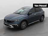 Fiat Tipo Cross 1.0 Cross | Navigatiesysteem | Bluetooth | Automatische Airco | Adaptive Cruise controle | Verwarmbare voorstoelen | Parkeersensoren voor + achter |