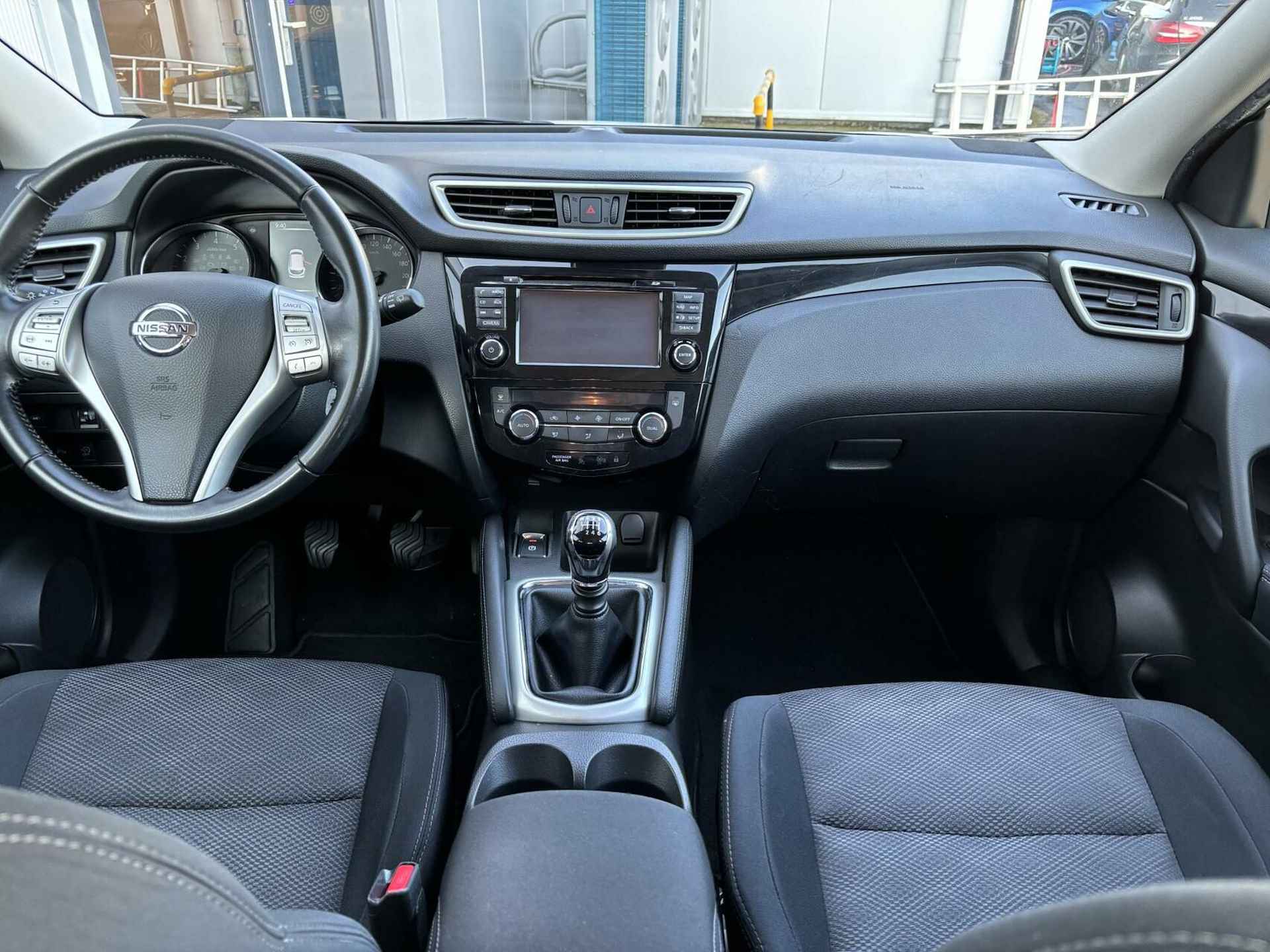 Nissan QASHQAI 1.2 Connect Edition | Camera | PDC | LM-Velgen | Climate Control - 24/35