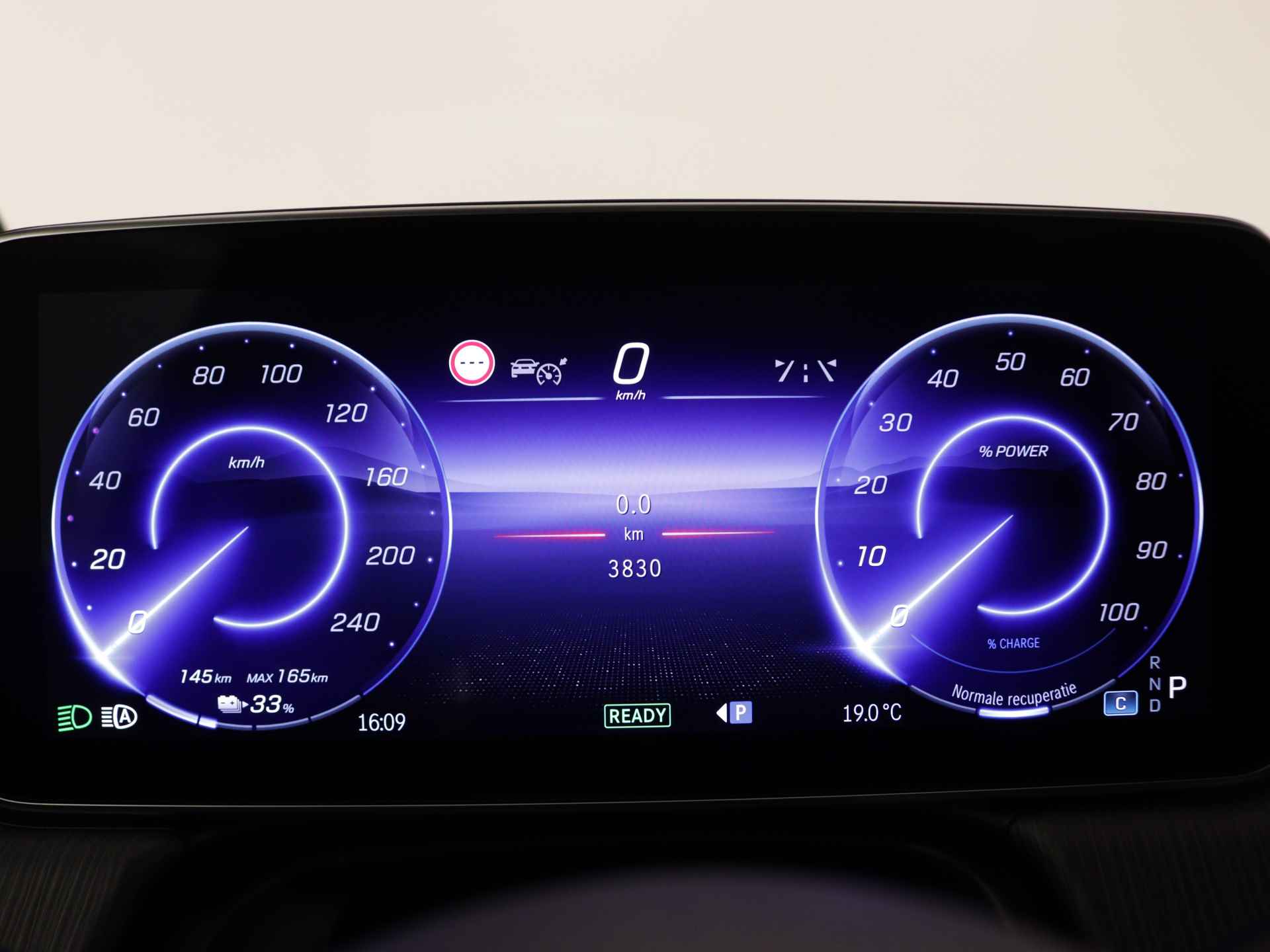 Mercedes-Benz EQE SUV 350 4Matic AMG Line 91 kWh | Achterasbesturing tot 10° | Nightpakket |  Panoramaschuifdak | KEYLESS GO-comfortpakket | USB-pakket plus | Akoestiek comfortpakket | Rij-assistentiepakket Plus | - 6/38