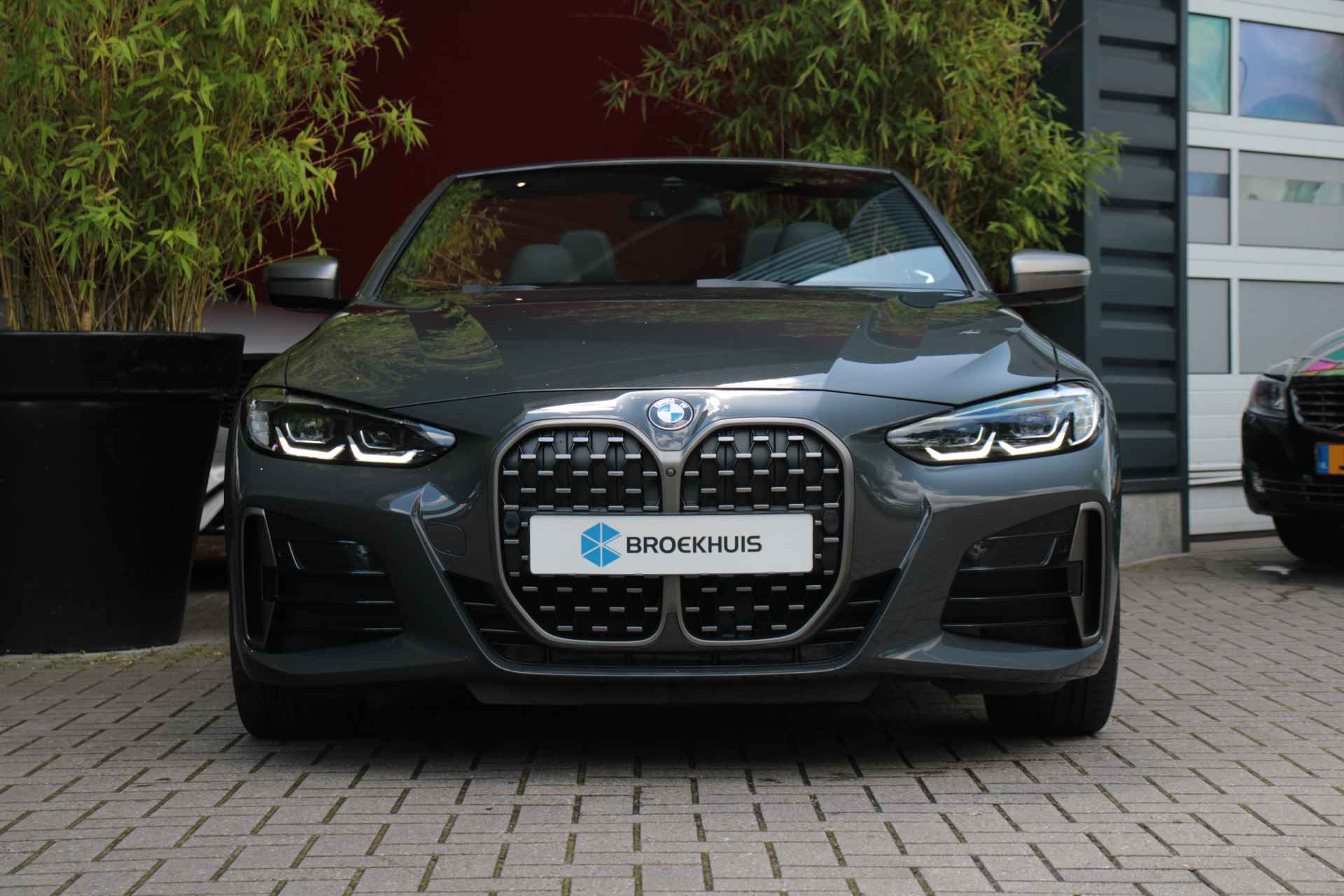 BMW 4 Serie Cabrio M440i xDrive High Executive 374pk | Trekhaak | 360° Camera | Stuur- en stoelverwarming/verkoeling | BLIS | Harman/Kardon - 10/33