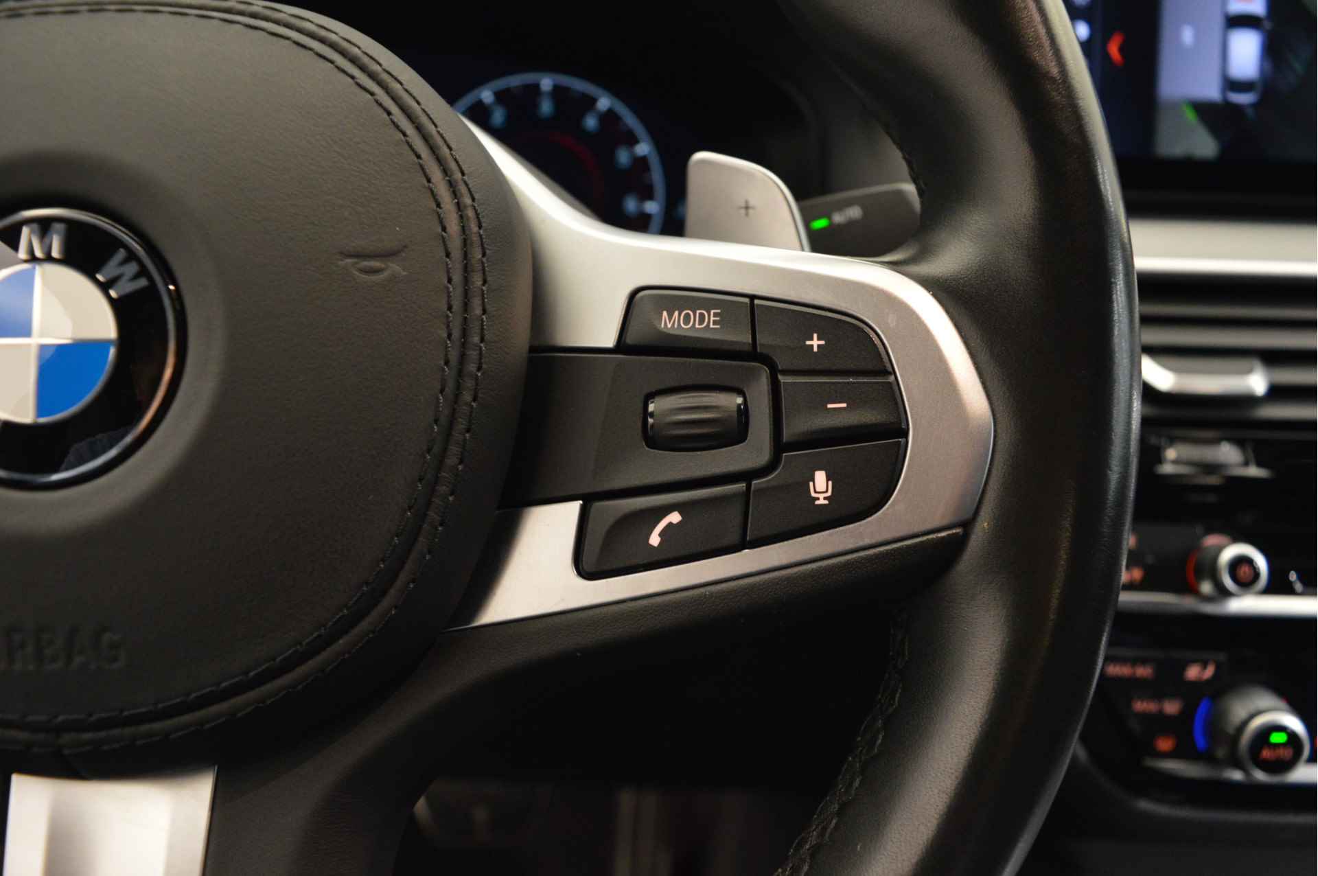 BMW 6 Serie Gran Turismo 640i High Executive M Sport Automaat / Adaptieve LED / Parking Assistant Plus / Soft Close / Harman Kardon / Navigatie Professional / Head-Up - 15/20