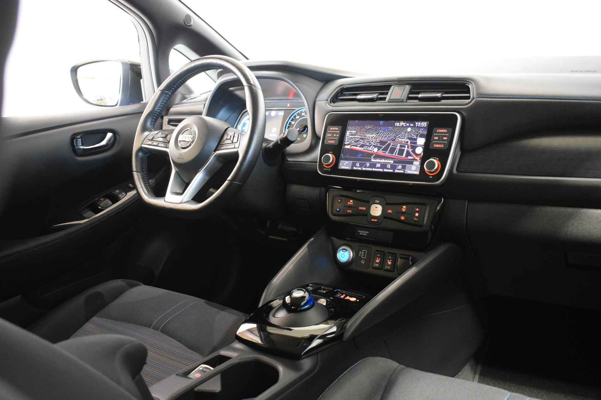 Nissan LEAF e+ N-Connecta 62 kWh | €2.000,- Subsidie Mogelijk! | Automaat | 360-Camera | Parkeersensoren | Dodehoek detectie | Stoelverwarming voor/achter | Stuurverwarming | Navigatie | Climate control | Adaptive Cruise control | - 16/44