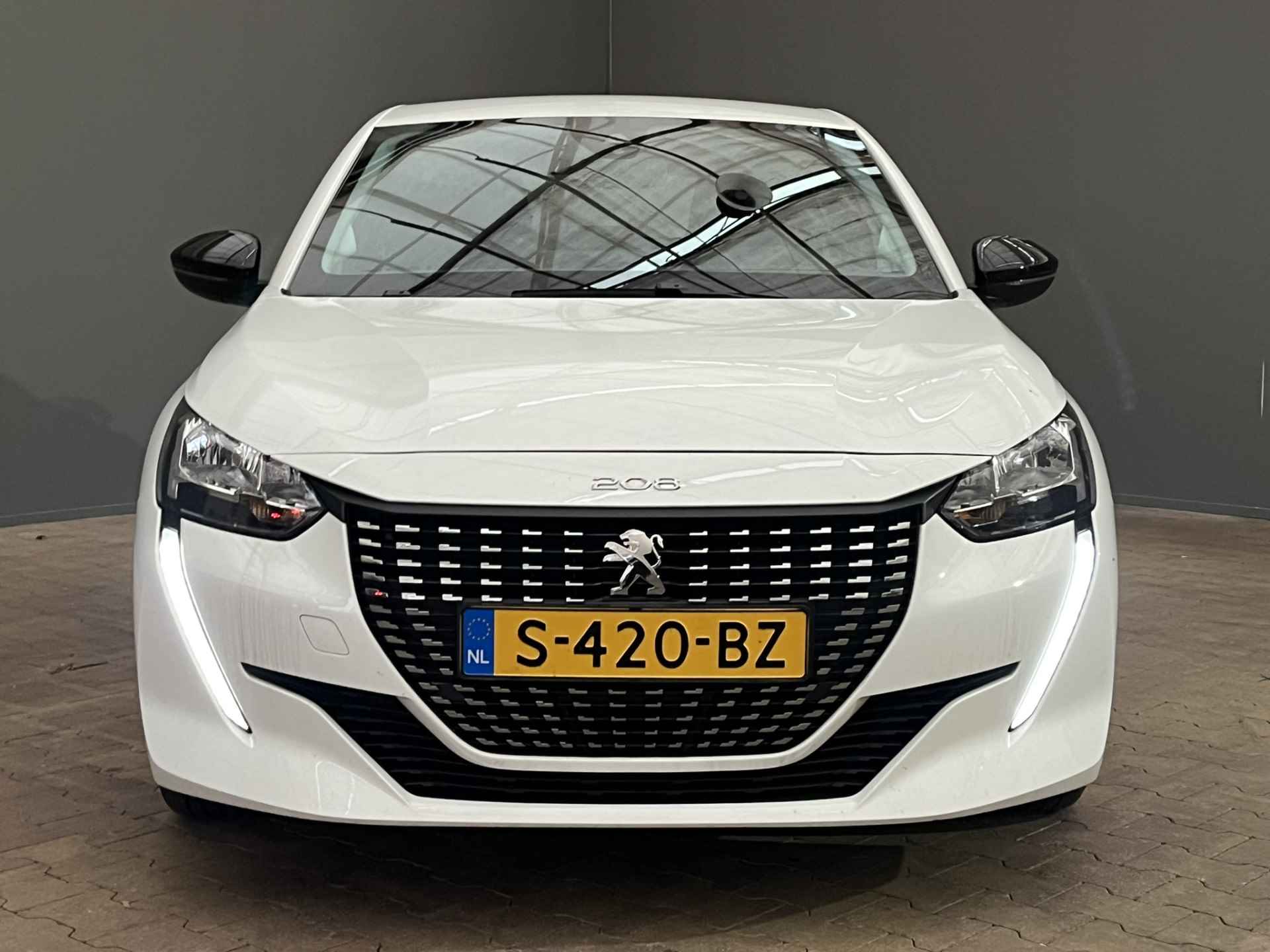 Peugeot 208 1.2 75PK Active | Airco | Carplay | Cruise | Rijstrooksensor | Bluetooth | Touchscreen | 2022 - 9/29