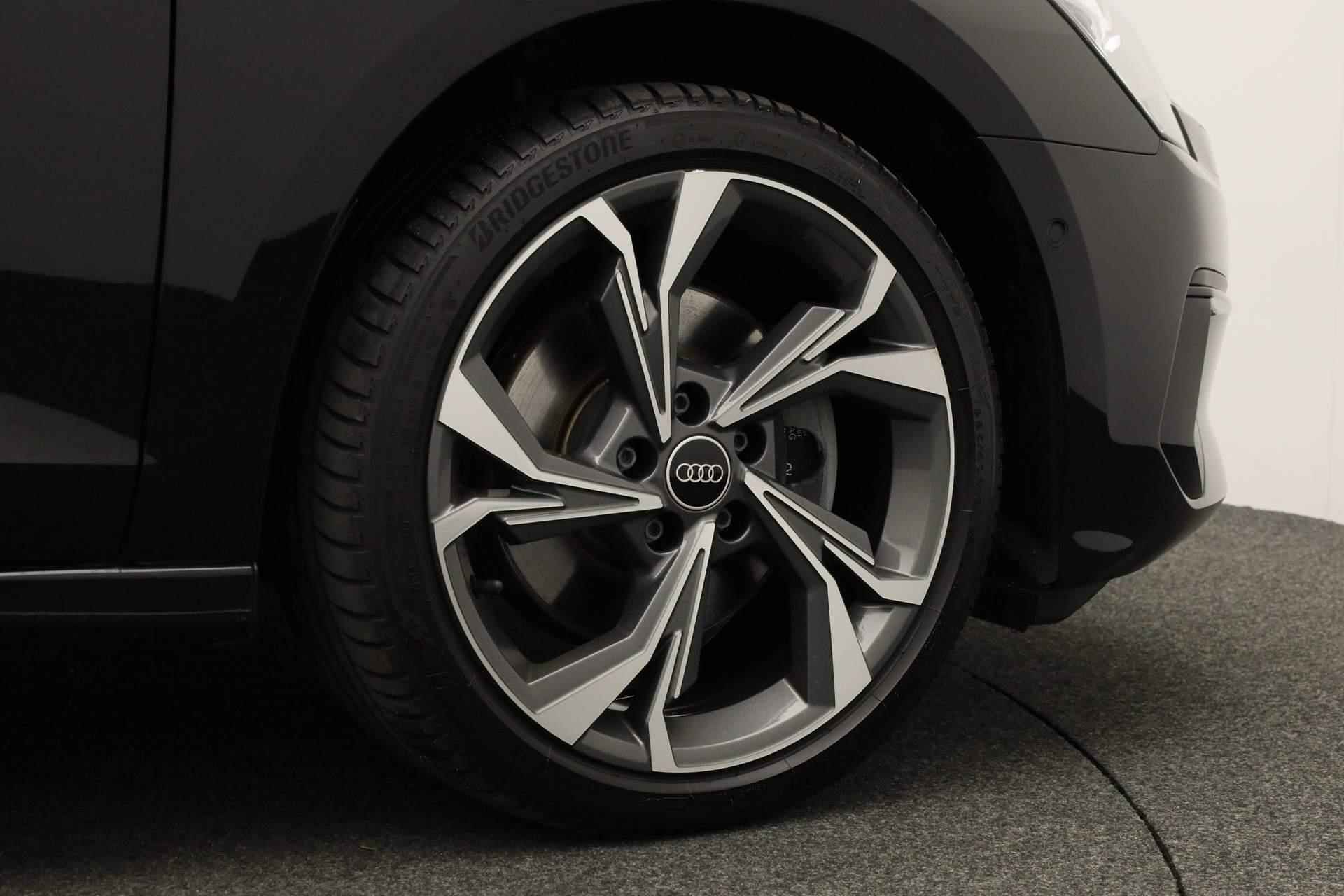 Audi A3 Sportback 40 TFSIe 204PK S-tronic Advanced edition | Keyless | Navi | Parkeersensoren | Stoelverwarming | 18 inch | Zwart optiek - 13/38