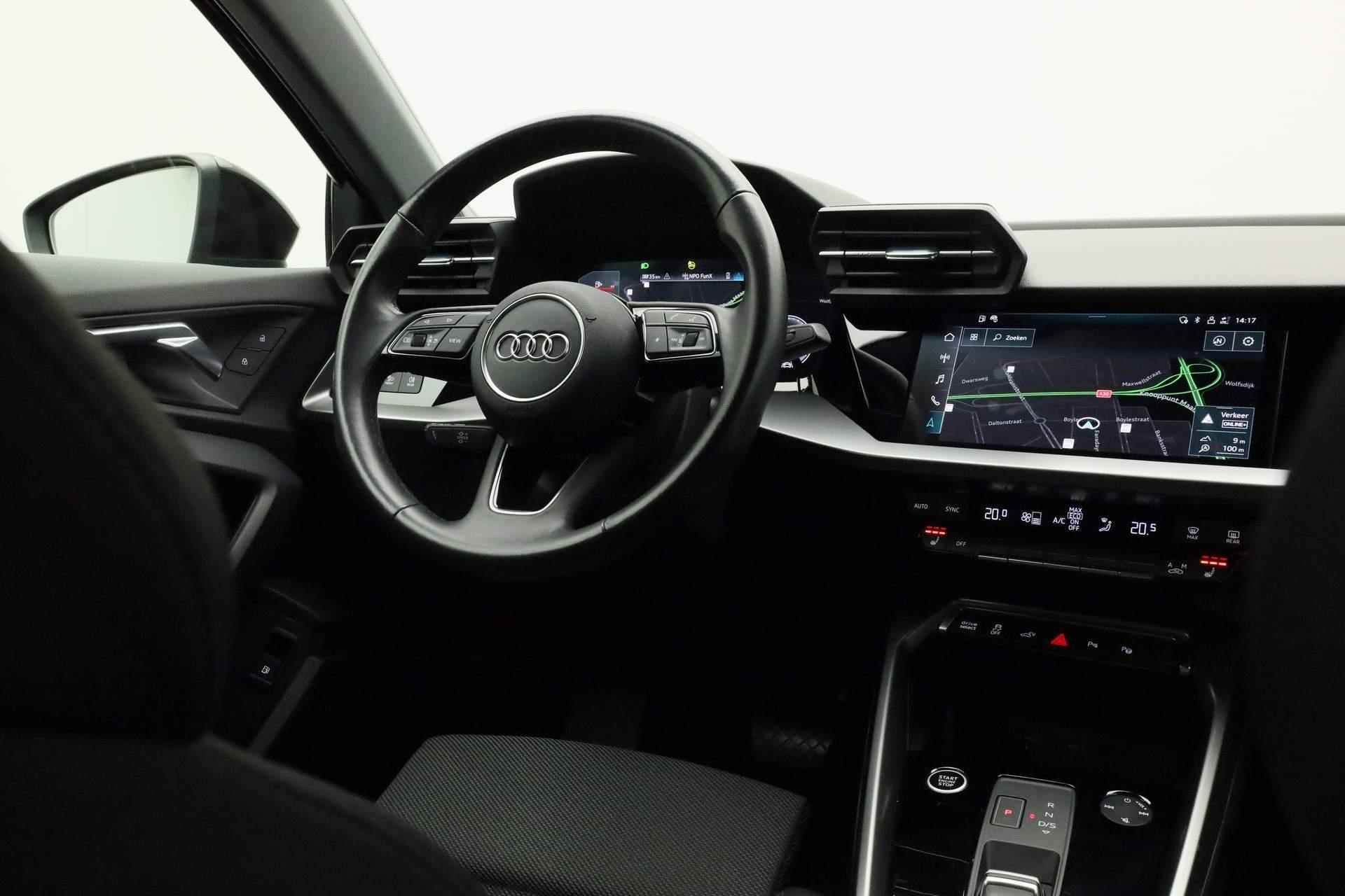 Audi A3 Sportback 40 TFSIe 204PK S-tronic Advanced edition | Keyless | Navi | Parkeersensoren | Stoelverwarming | 18 inch | Zwart optiek - 22/38