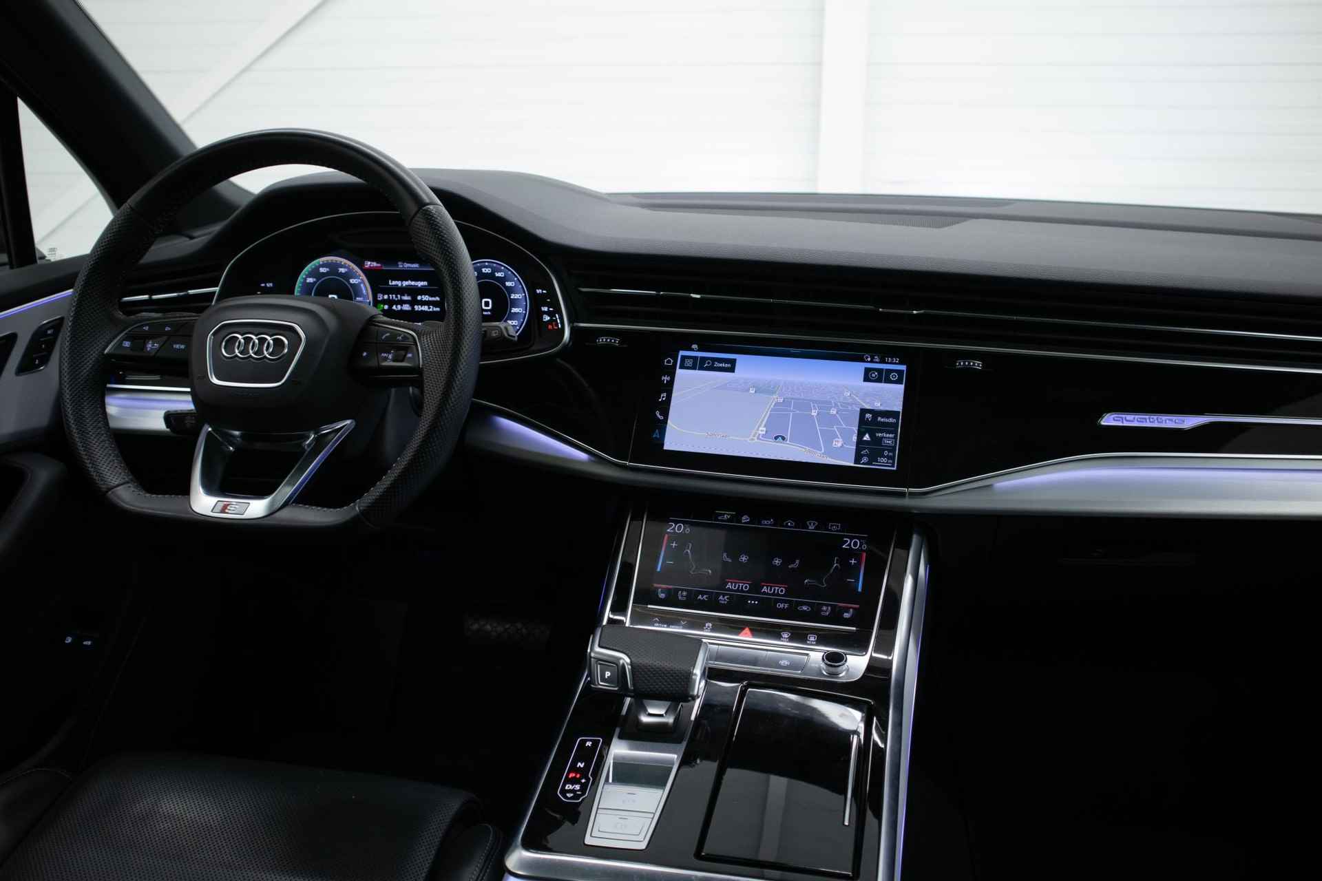 Audi Q7 60 TFSI e quattro Competition | S-Line | Panoramadak | City | Tour | Parking | - 8/24