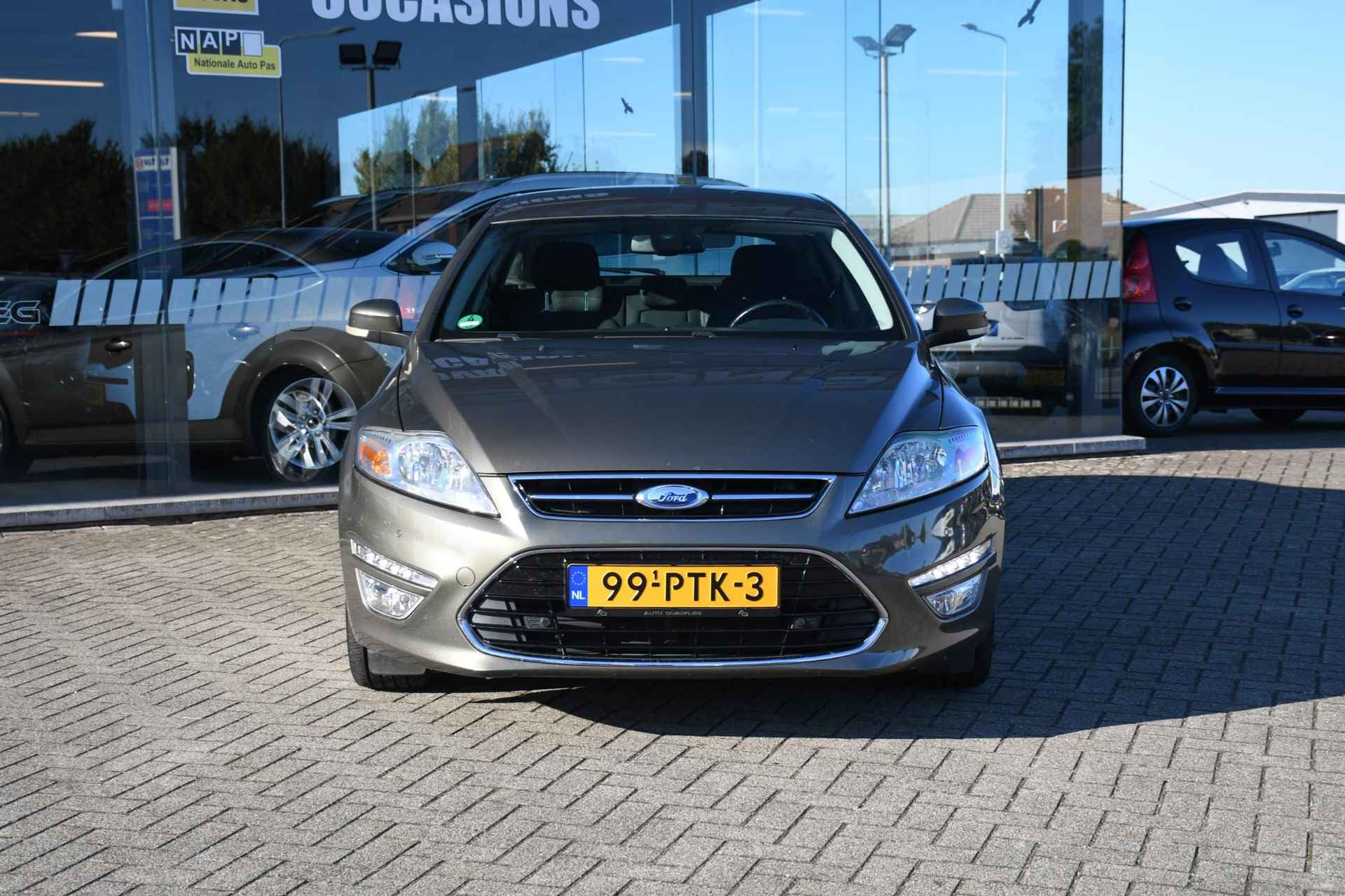 Ford Mondeo 1.6 EcoBoost Titanium NAVIGATIE/ LM 18 INCH/ PDC - 4/30