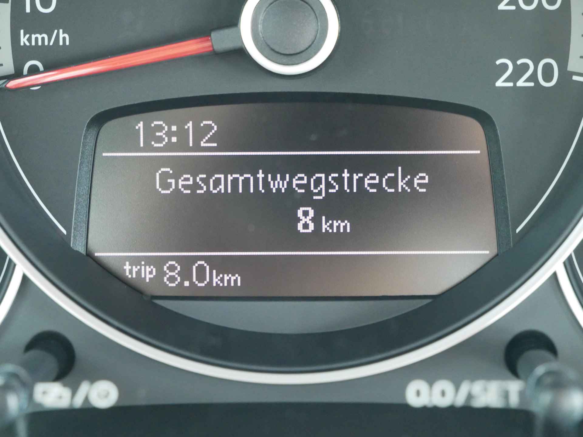 Volkswagen up! 1.0 MPI 65 5MT up! - 11/23