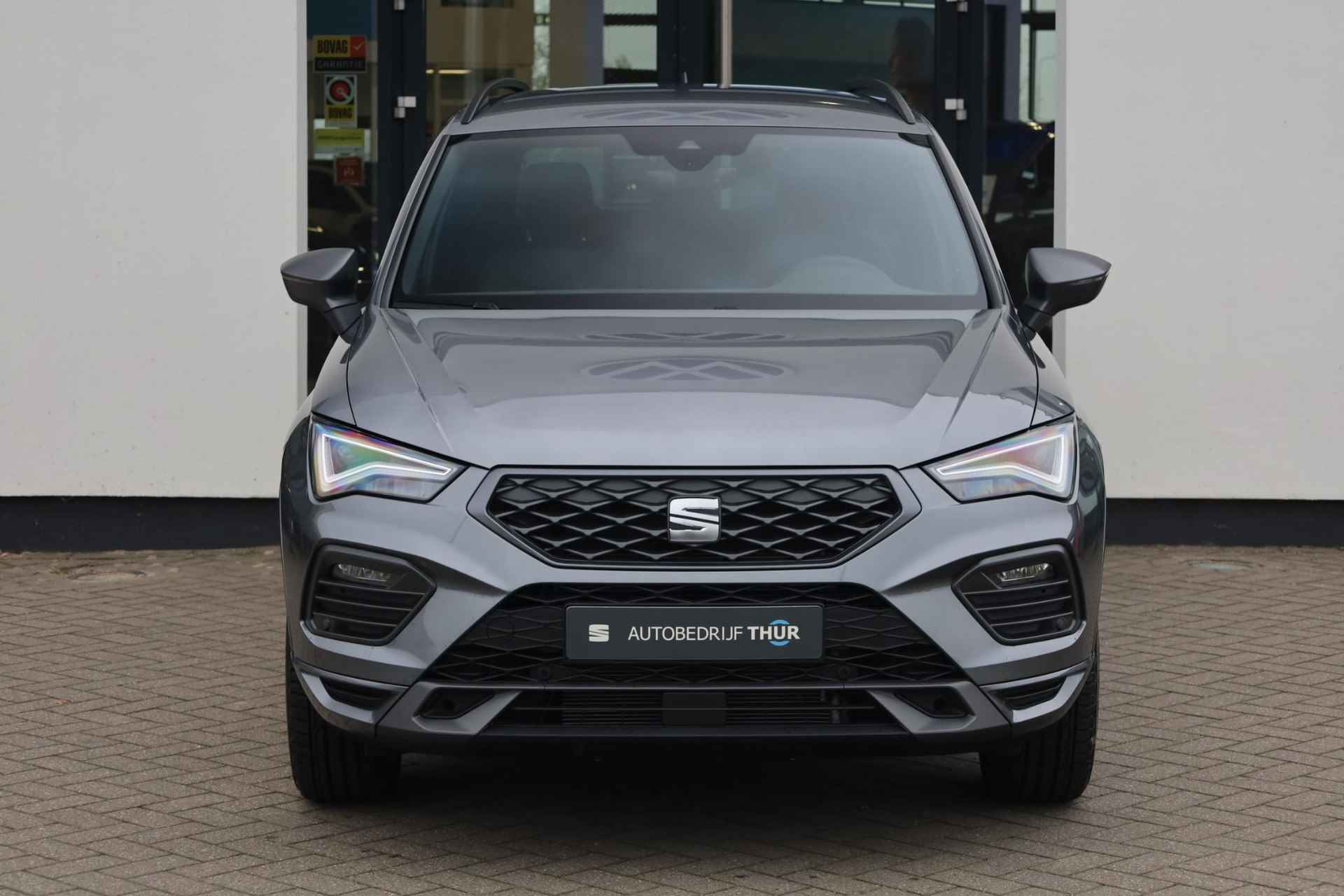 SEAT Ateca 1.5 TSI FR Business Intense 150PK / 110kW Achteruitrijcamera, full LED koplampen, verwarmbare voorstoelen + stuurwiel, Apple Carplay & Android Auto, Keyless Entry & Start, volledig digitaal instrumentenpaneel, automatische airconditioning, DAB+, 18'' LMV - 3/43