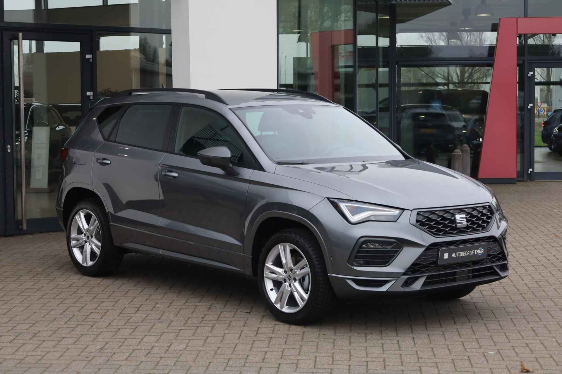 SEAT Ateca 1.5 TSI FR Business Intense 150PK / 110kW Achteruitrijcamera, full LED koplampen, verwarmbare voorstoelen + stuurwiel, Apple Carplay & Android Auto, Keyless Entry & Start, volledig digitaal instrumentenpaneel, automatische airconditioning, DAB+, 18'' LMV - 5/43