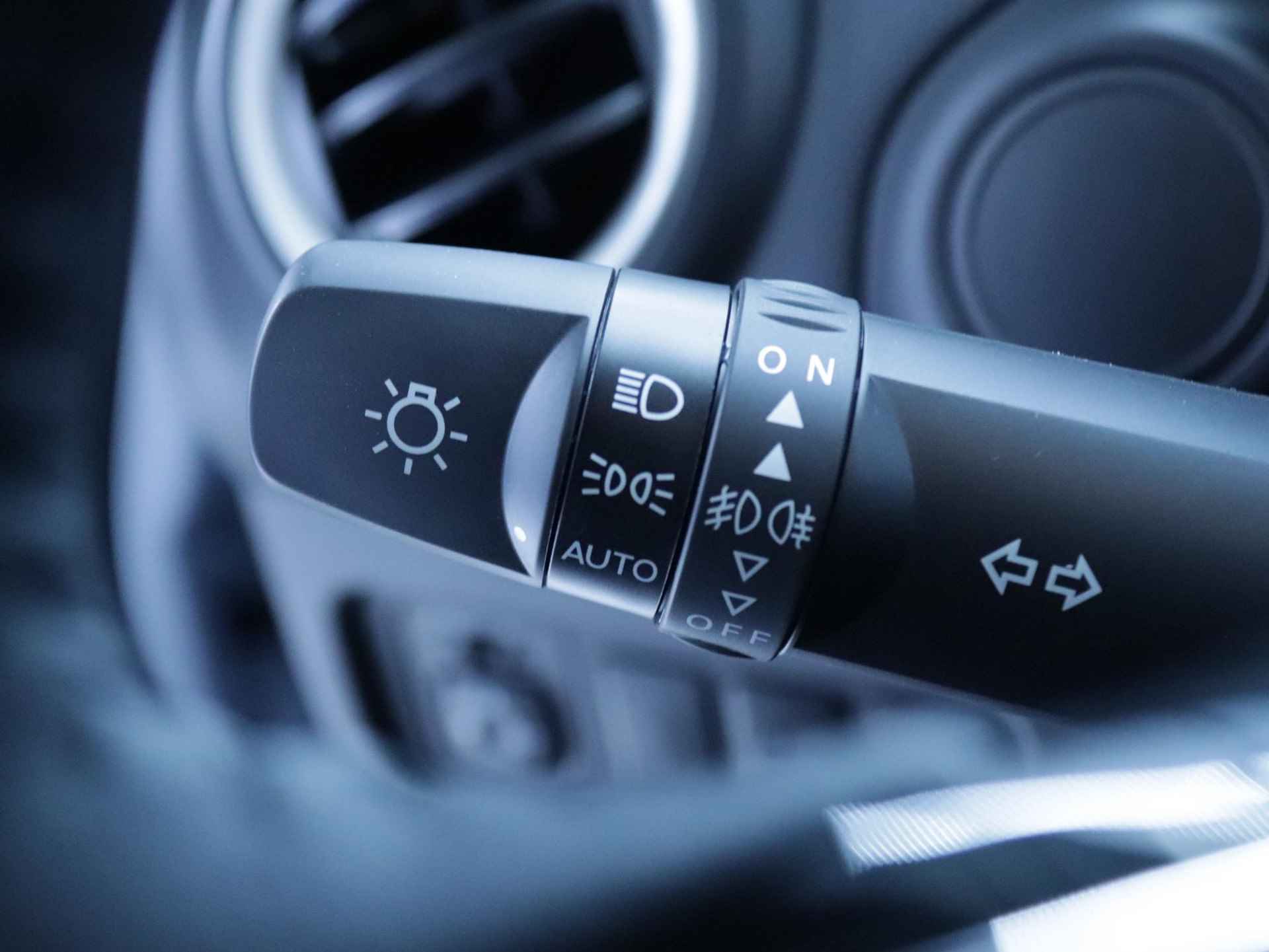 Mitsubishi Space Star 1.2 Dynamic Camera/Clima/Apple-Carplay/Android Auto - 17/21