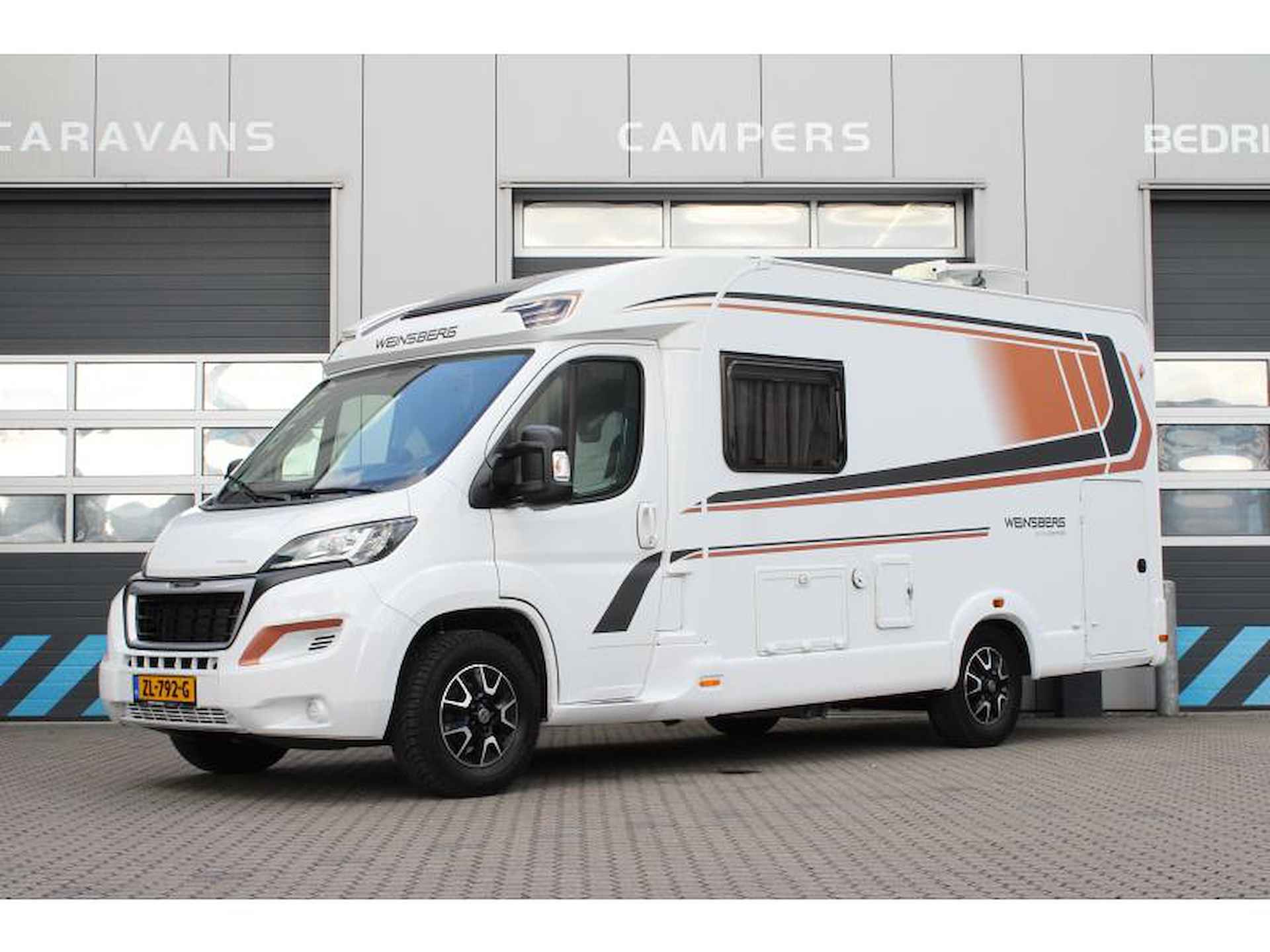 Weinsberg CaraCompact Pepper 600 MEG Enkele bedden Bearlock TV - 3/23