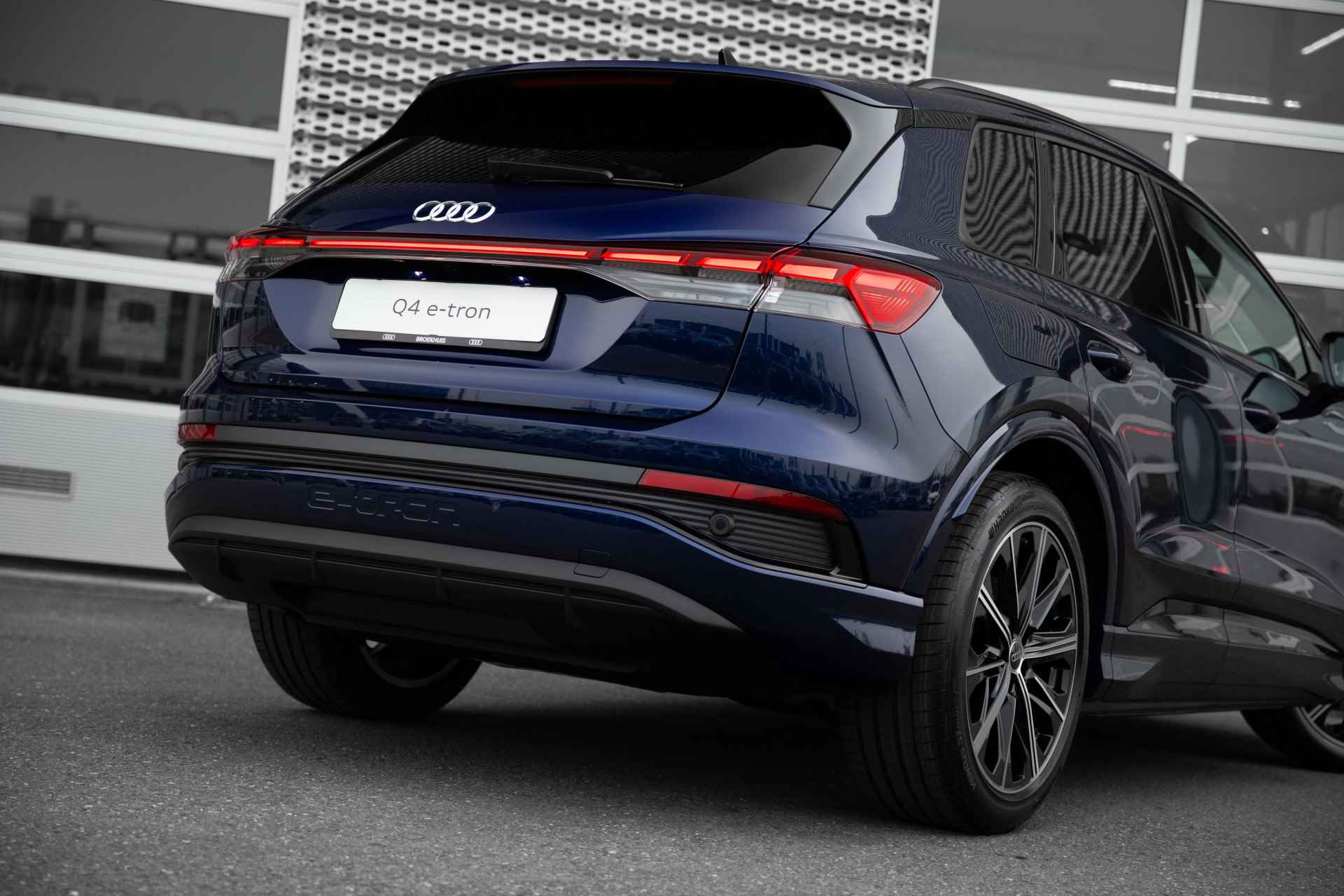 Audi Q4 e-tron 45 S Edition 82 kWh | Trekhaak | Assistentiepakket plus | Comfortpakket - 20/65