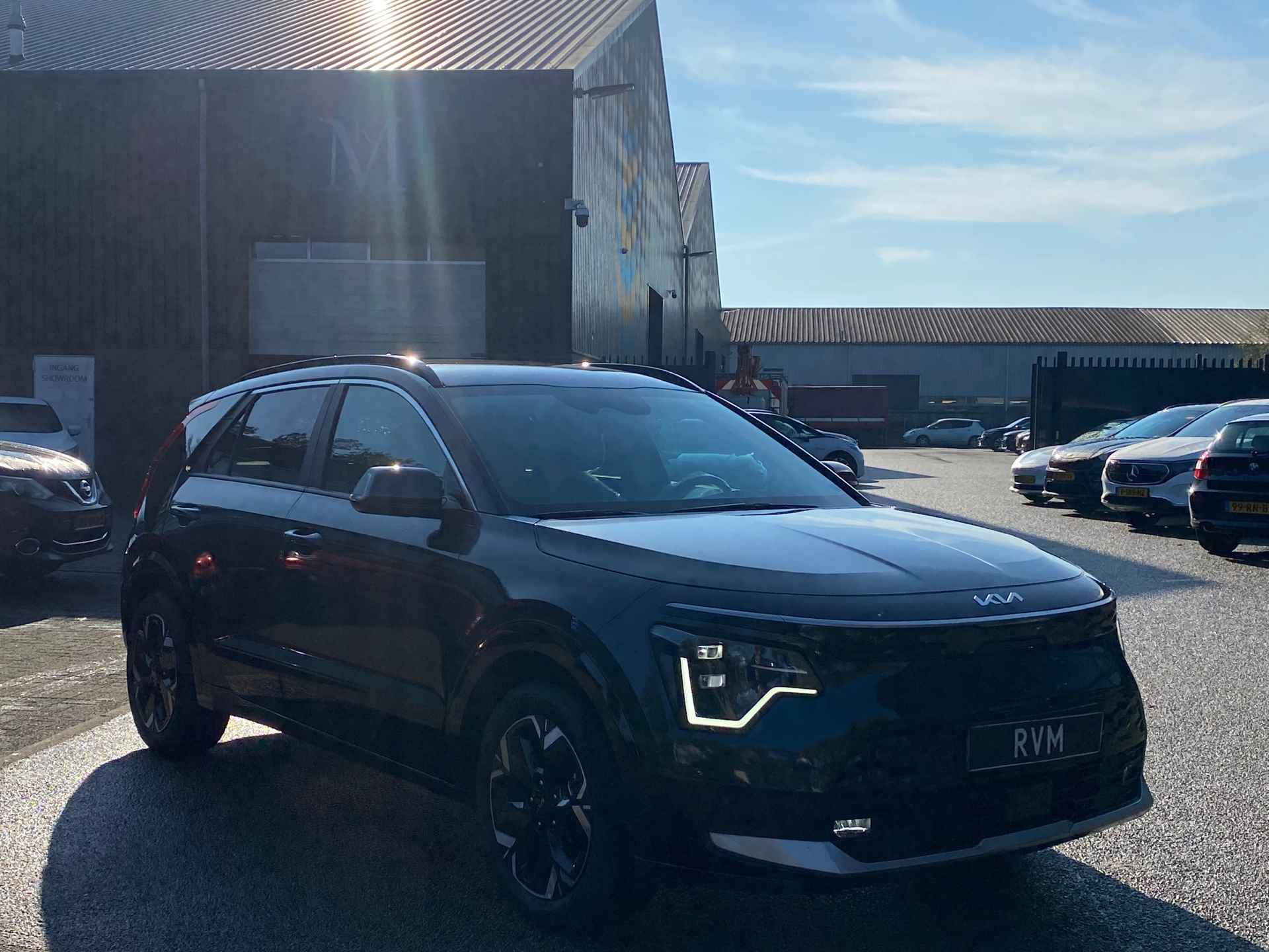 Kia Niro EV ExecutiveLine 64.8 kWh VAN: 42.900,- VOOR: 39.330,- EINDEJAARSVOORDEEL: 3.470,- | * 37.330 NA SUBSIDIE * | NIEUWE AUTO - 4/33