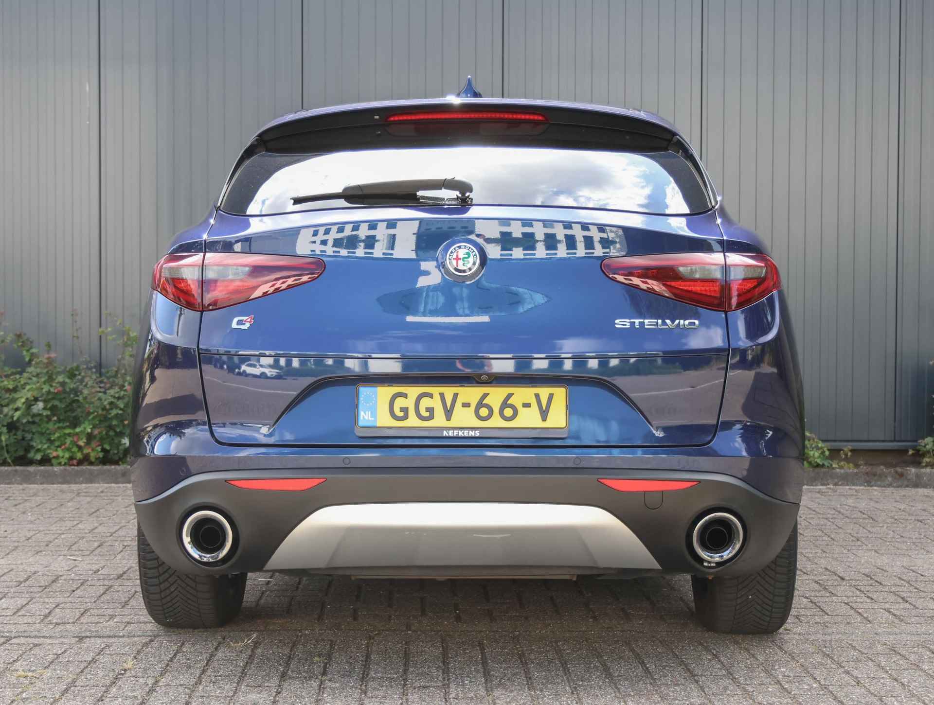 Alfa Romeo Stelvio 200pk Turbo AWD Super (LEER/Camera/Keyless/PDC/Xenon/NAV.) - 42/45