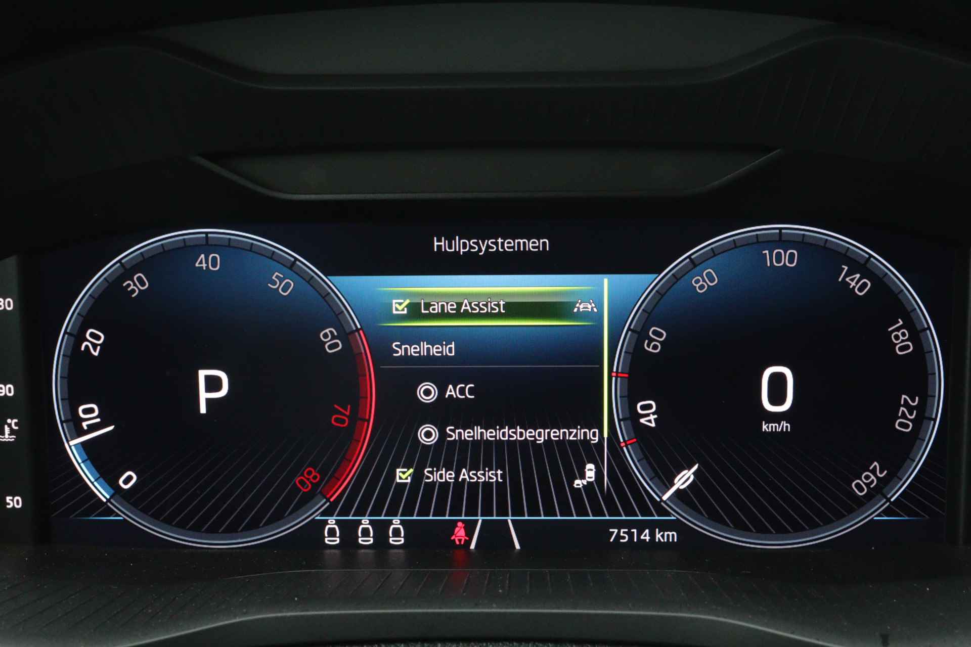 Škoda Karoq 1.5 TSI ACT DSG Sportline Pano/Virtual Cockpit/Navi/Camera/Keyless/LED/ACC/DAB/19" - 20/43