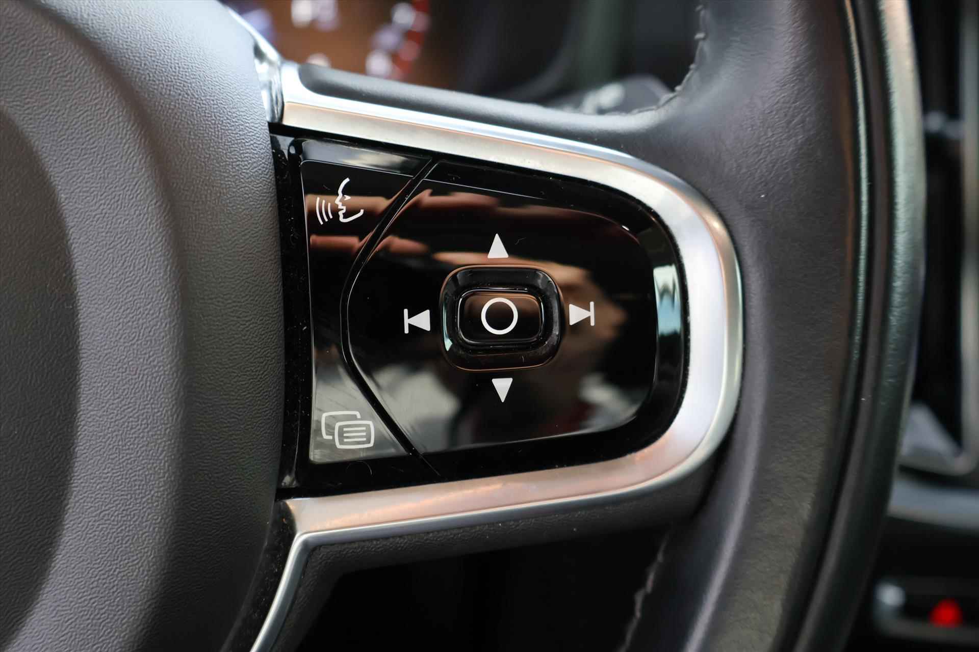 Volvo V60 Momentum Advantage 163pk Geartronic | Virtual | Carplay | LED | Leder | Navi - 21/42