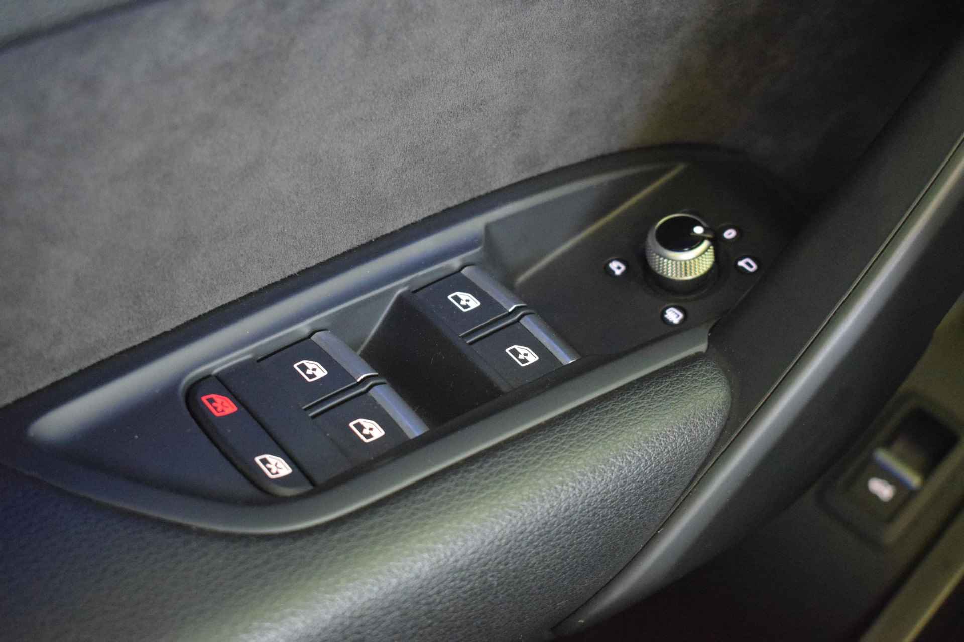 Audi Q5 2.0 TFSI quattro Sport S Line Edition / Panoramadak / Virtual Cockpit / Origineel NL - 43/92
