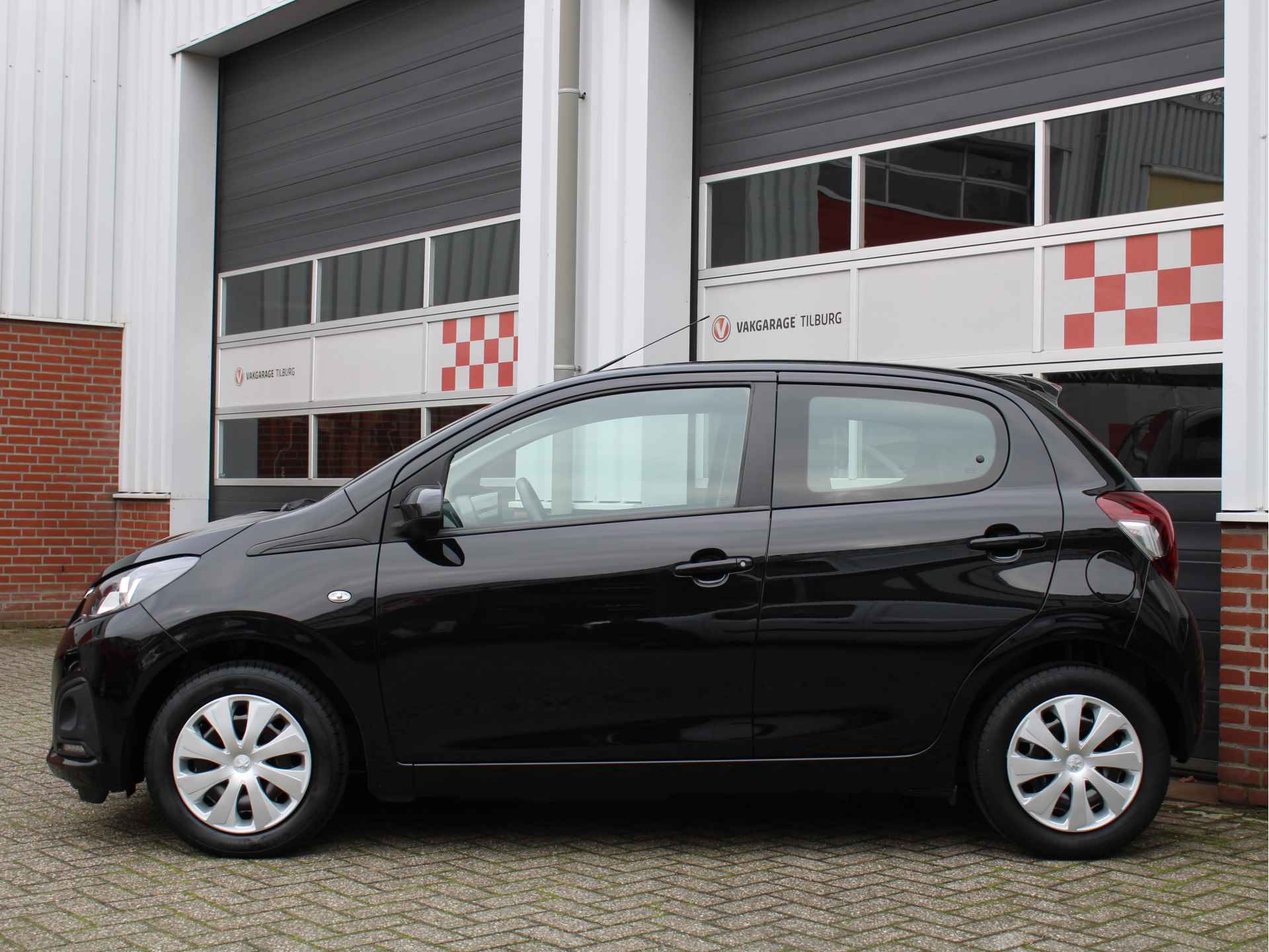 Peugeot 108 1.0 e-VTi Active /NAVI/LED/DAB+/Achteruitrijcamera/Miracast/Bluetooth/AIRCO/CV/ISOFIX/NAP! 1e eig! - 31/40