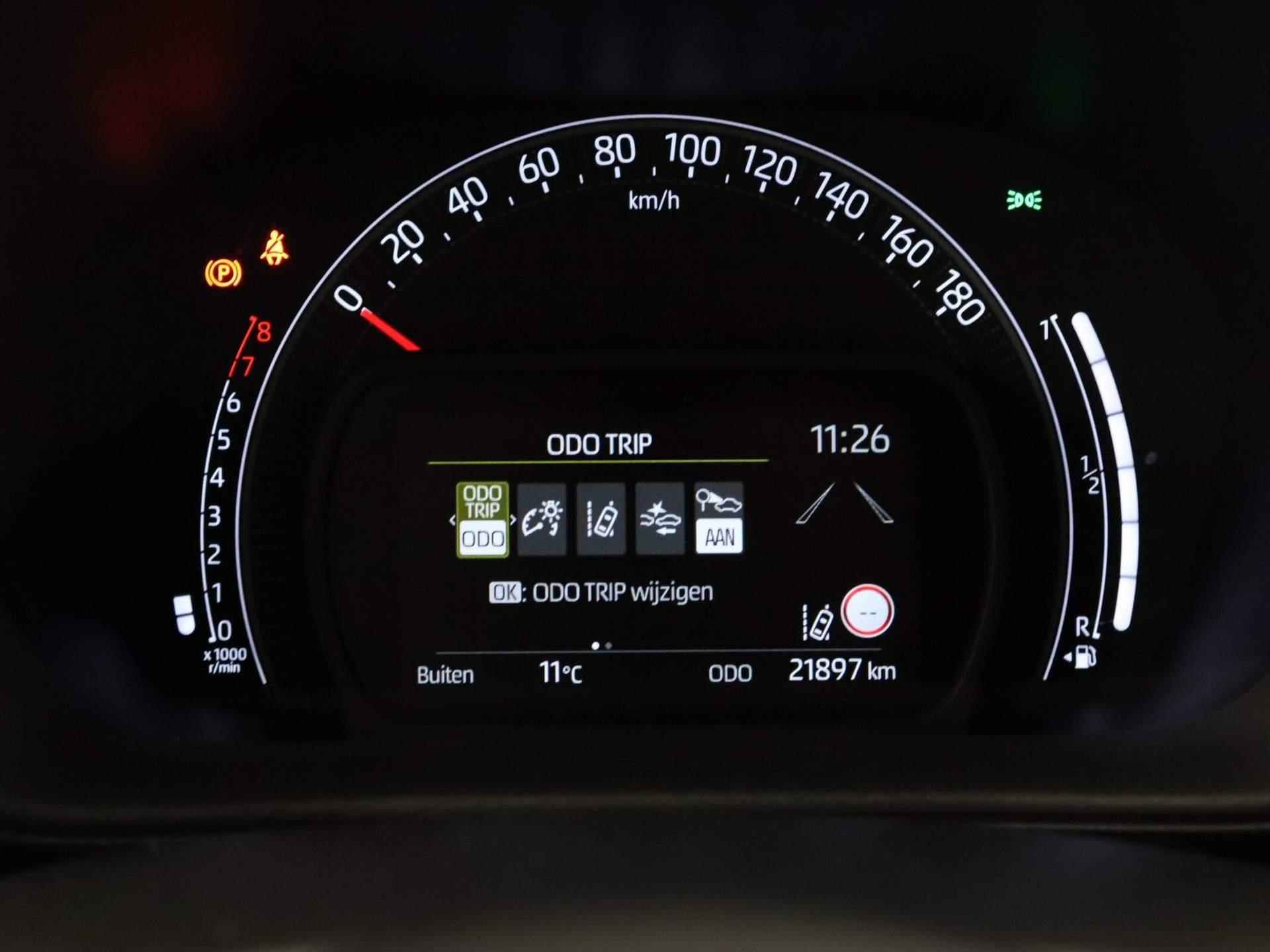 Toyota Aygo X 1.0 VVT-i MT Pulse - ADAPTIVE CRUISE CONTROL - STOELVERWARMING - ACHTERUITRIJ CAMERA - APPLE CARPLAY/ANDROID AUTO - LEASE MOGELIJK! - 21/29