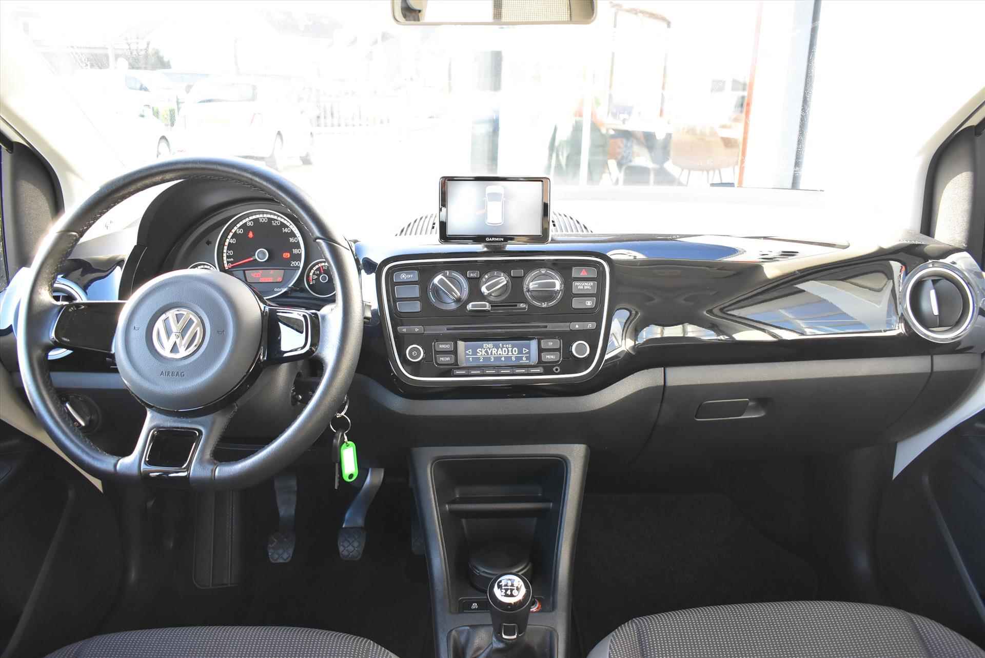 Volkswagen Up! 1.0 60pk 5-drs High up! - 5/31