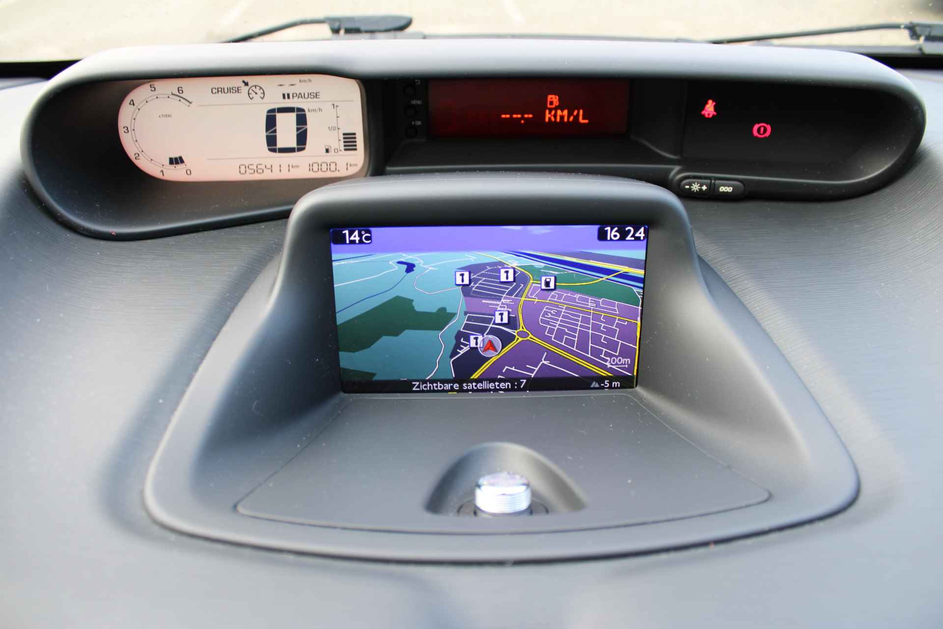 Citroën C3 Picasso 1.2 PureTech Feel Edition | Navigatie | Camera | NL auto - 10/20
