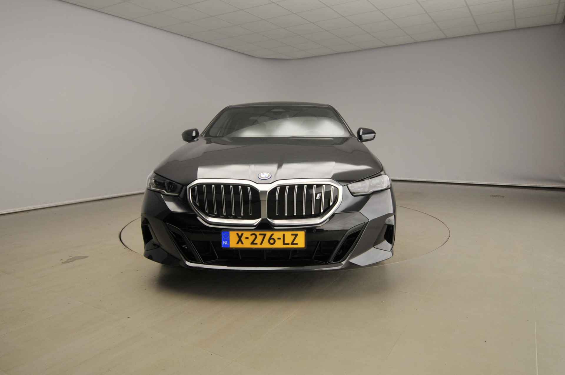 BMW i5 eDrive40 | M-Sportpakket | LED | Navigatie | Elektr. zetels | Active cruise | DAB | Alu 20 inch - 6/51