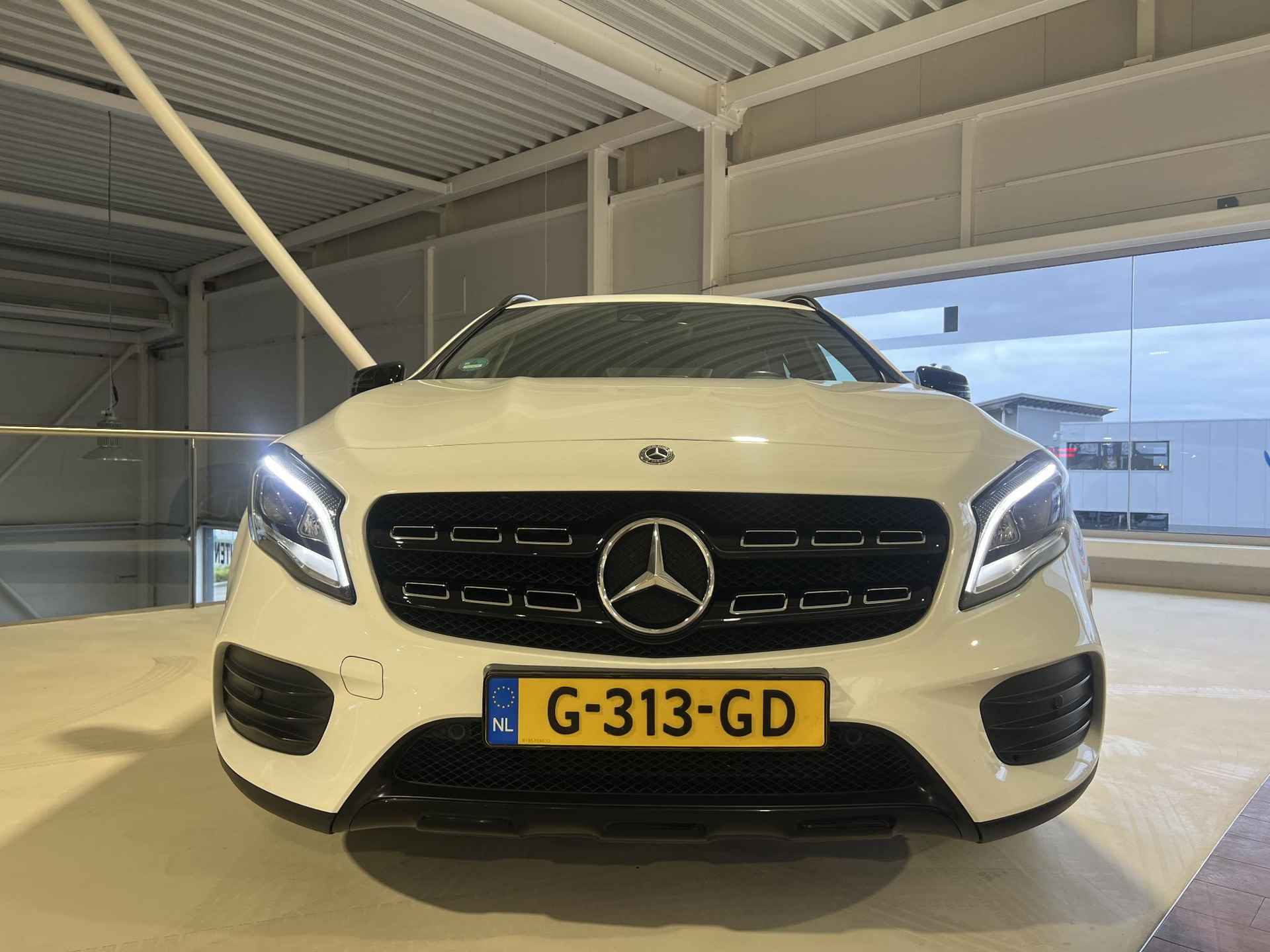 Mercedes-Benz GLA-klasse 180 Business Solution AMG Limited | Camera | Stoelverwarming | Elektrische achterklep - 6/20