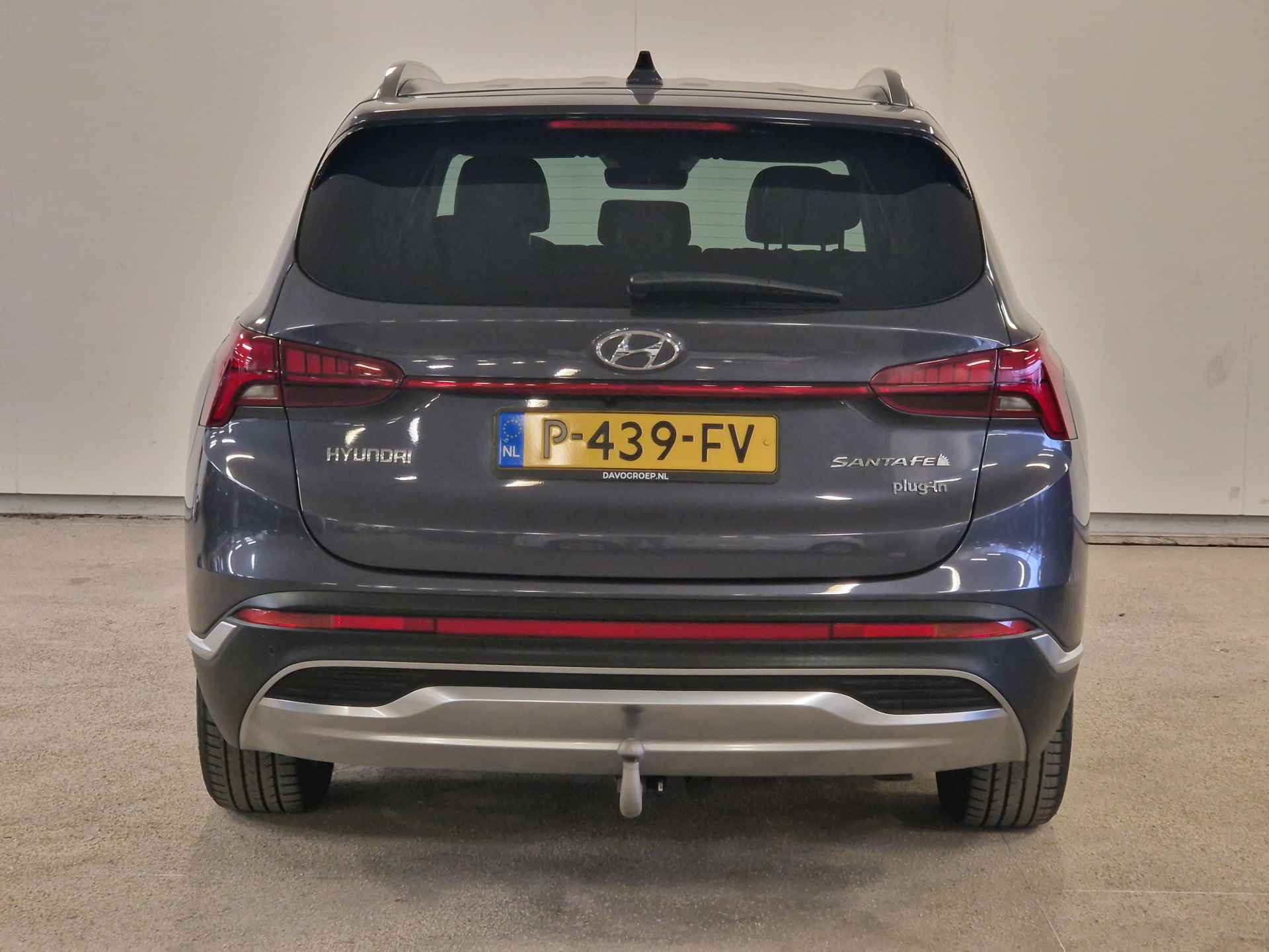 Hyundai Santa Fe 1.6 T-GDI PHEV Premium 7p. | Leder | Navigatie | Stoelverwarming - 30/42