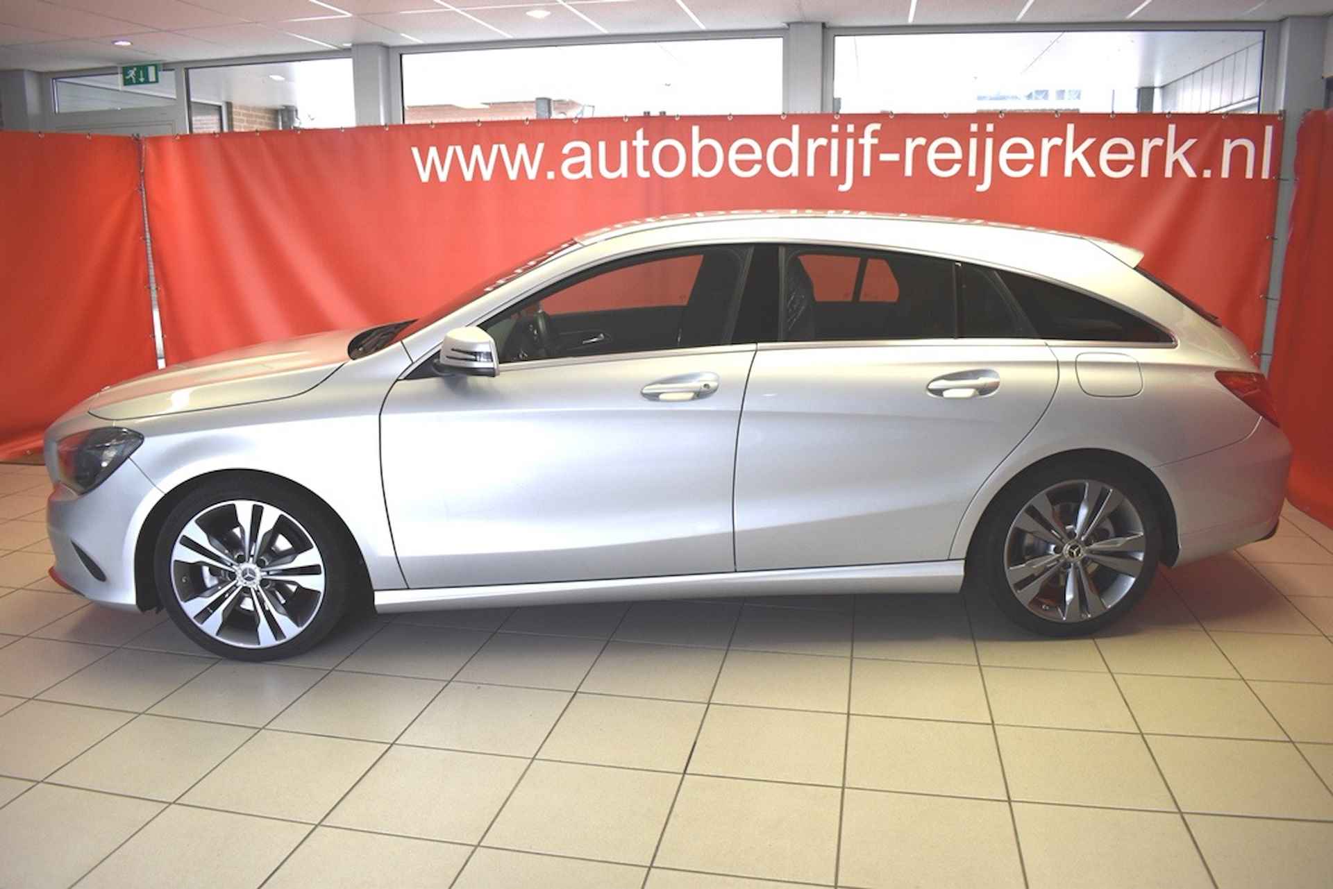 Mercedes-benz CLA-klasse  Shooting Brake 180 Business Solution, navi , parkeer camera, Spo - 2/22