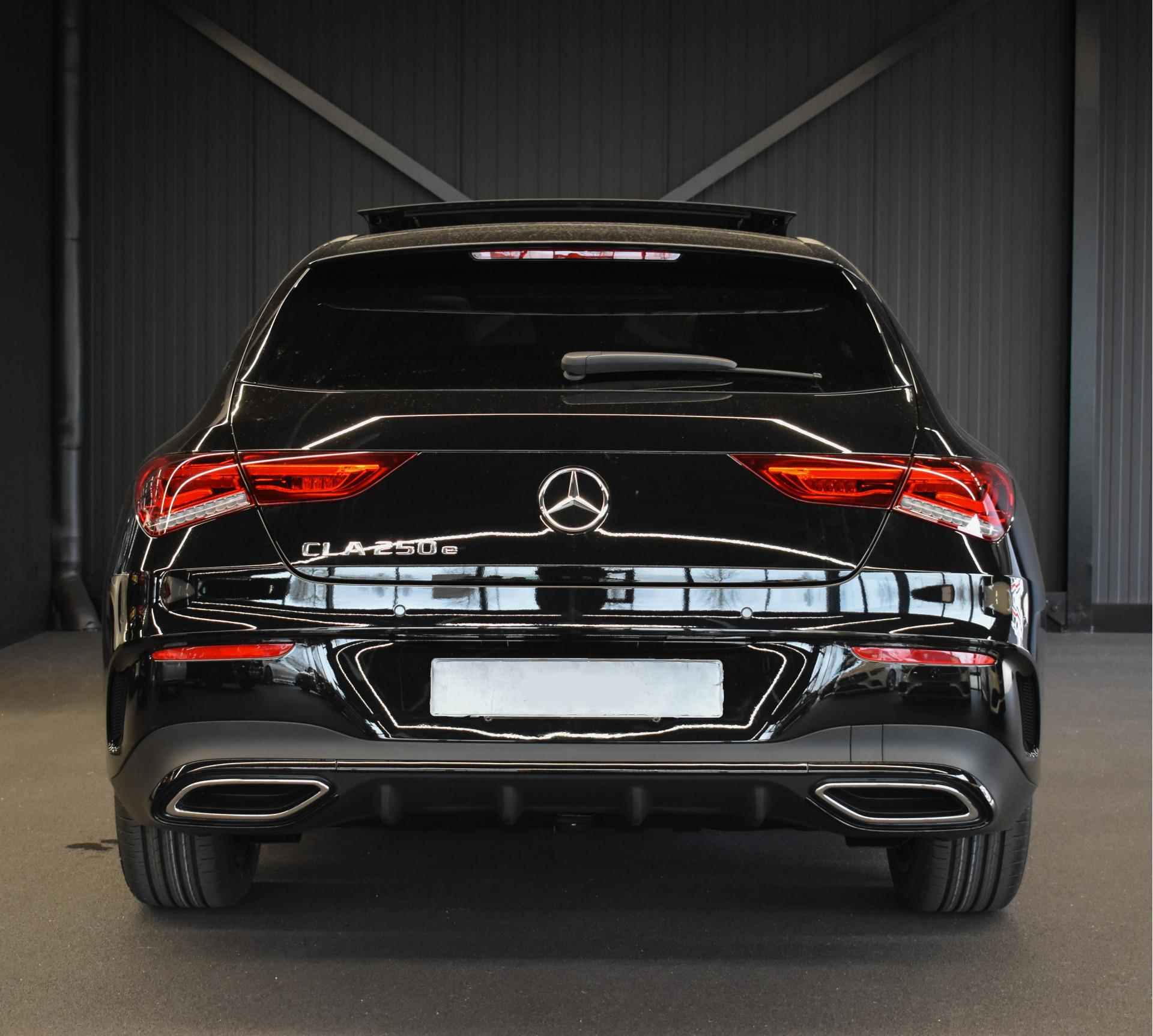 Mercedes-Benz CLA-Klasse Shooting Brake 250 e AMG Line / Headup-Display / Stoelverwarming / 360Graden-Camera / Memory-Stoelen / Panaroma-schuifdak / - 13/35