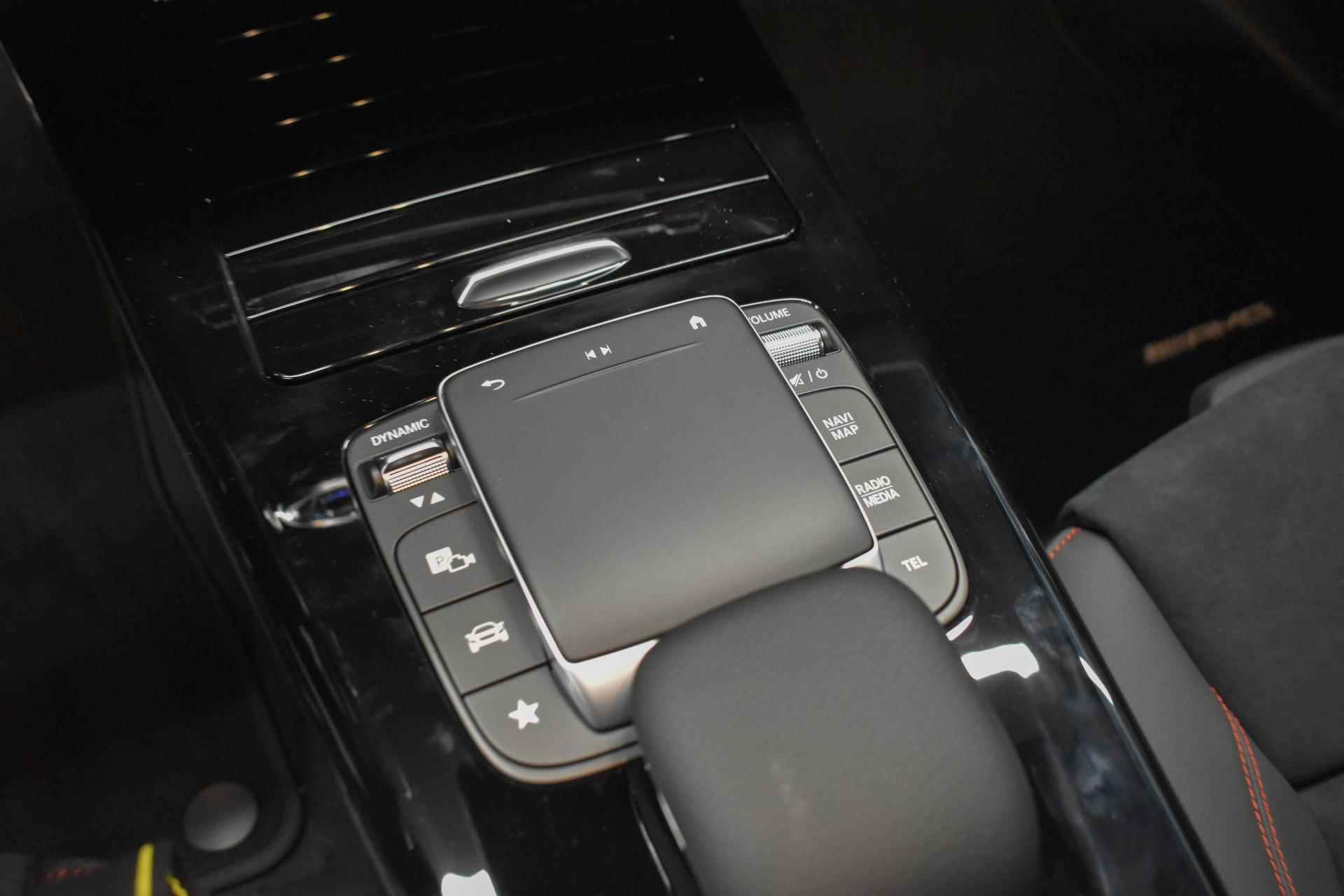 Mercedes-Benz CLA-Klasse Shooting Brake 250 e AMG Line / Headup-Display / Stoelverwarming / 360Graden-Camera / Memory-Stoelen / Panaroma-schuifdak / - 28/35