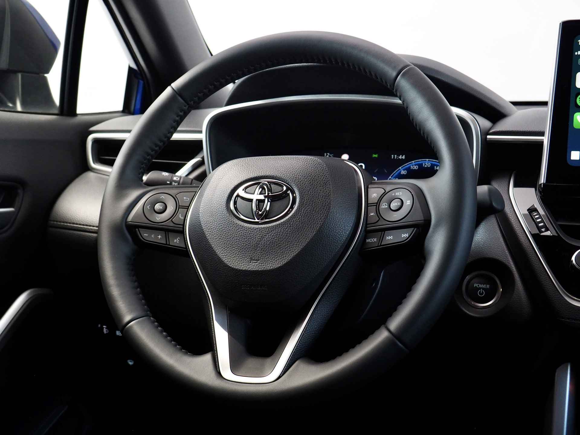 Toyota Corolla Cross Hybrid 140 Style | Dodehoekdetectie | Toyota Safety Sense 3 | Stoelverwarming | Apple CarPlay/ Android Auto | Adaptive Cruise Control | Achteruitrijcamera | Draadloos Telefoonlader - 27/37