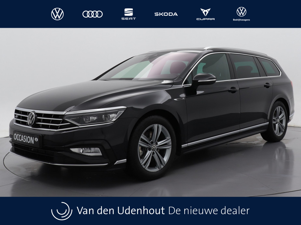 Volkswagen Passat Variant 1.5 TSI 150pk DSG R-Line Business + Panoramadak