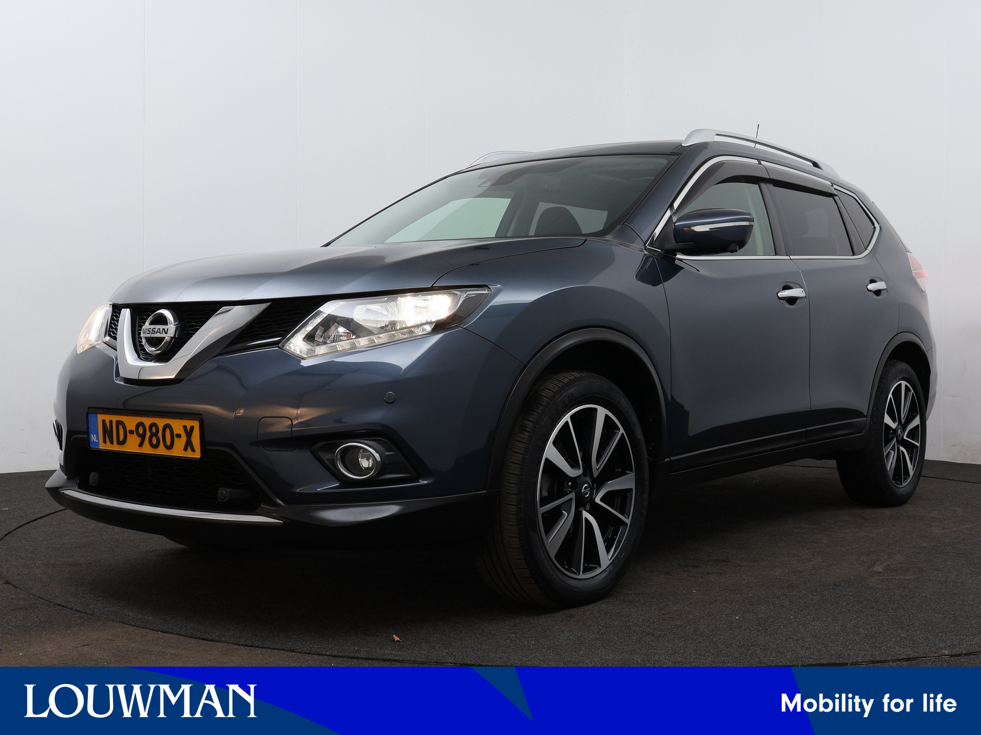 Nissan X-Trail 1.6 DIG-T N-Connecta | Panoramadak | Navigatie | Camera | 360 Camera | LM velgen | Parkeersensoren | LM velgen | Elektrisch bedienbare achterklep |