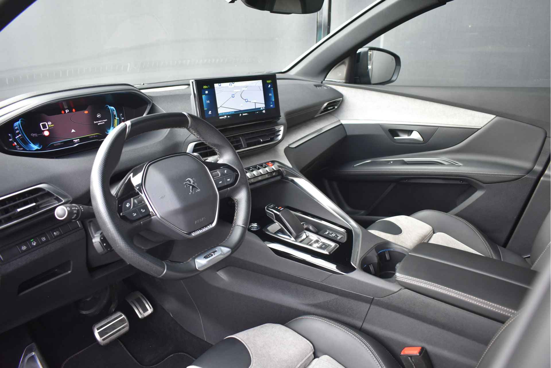 Peugeot 3008 1.6 HYbrid 225 GT | Navigatie 3D | Massage Stoelen | Alcantara | Elektr. Achterklep | Stoelverwarming | LED-Adaptive | Climate C - 7/75