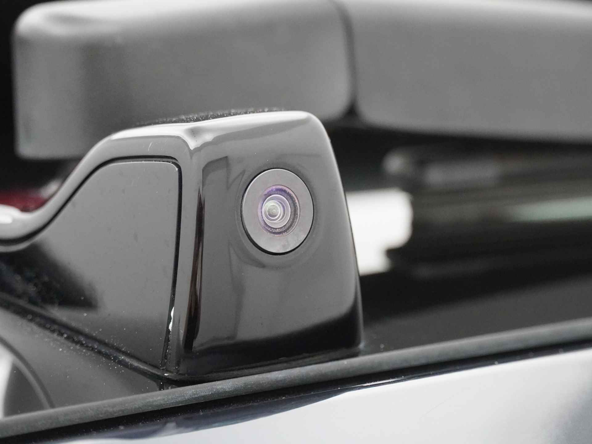 Kia Niro 1.6 GDi Hybrid First Edition - Trekhaak - Clima Control - Camera - Cruise Control - Apple CarPlay/Android Auto 12 maanden Bovag garantie - 40/51