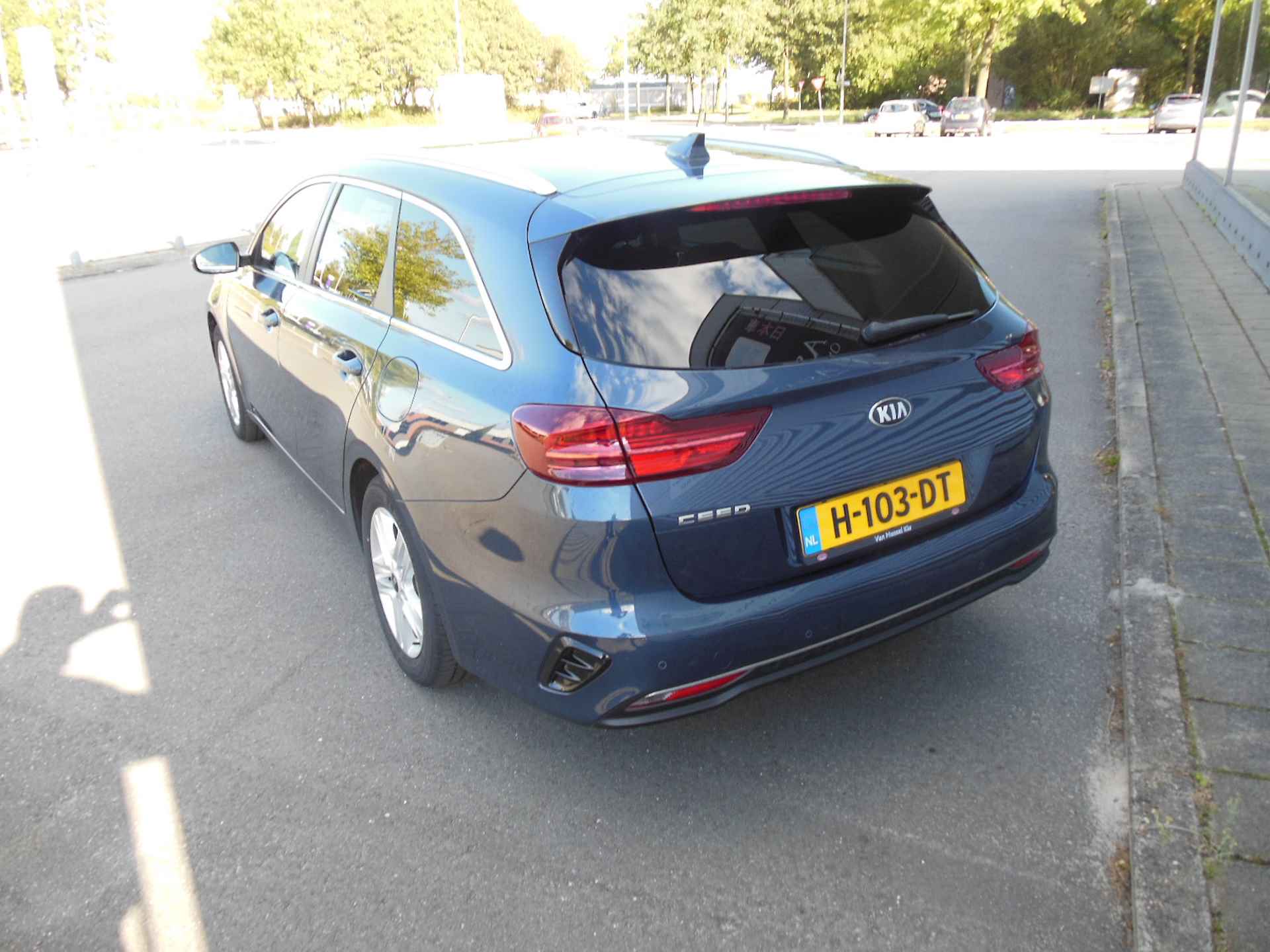 Kia Ceed Sportswagon 1.4 T-GDi DynamicPlusLine Staat in Hoogeveen - 6/21