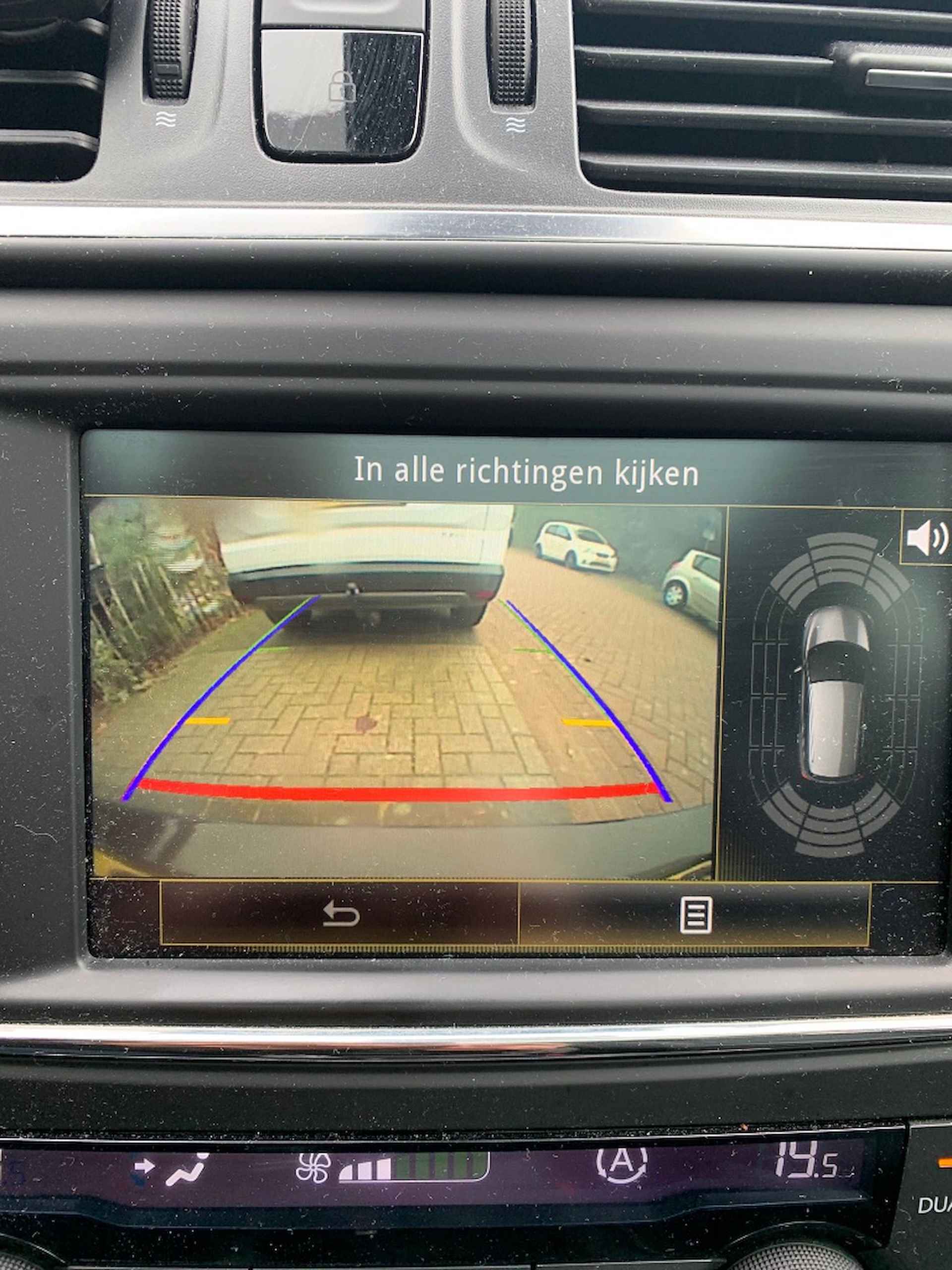 Renault Kadjar 1.2 TCE BOSE | LEDER/STOF | PANODAK | NAVI | CAMERA | CLIMA | VOORRUITVERWARMING | CRUISE | PARK SENS V+A | LED | 18' LM. VELGEN - 6/7