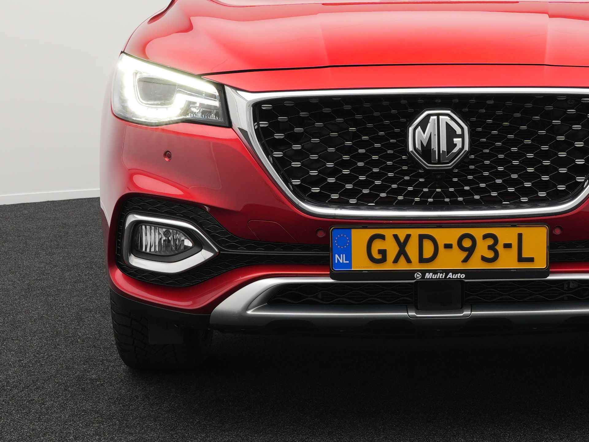 MG EHS 1.5 TGDI Luxury Plug In Hybrid 261 pk PHEV | Panodak | Adaptive Cruise | 360 Camera | Lederen Sportstoelen Verwarmd | Apple Carplay | Sfeerverlichting | - 10/49