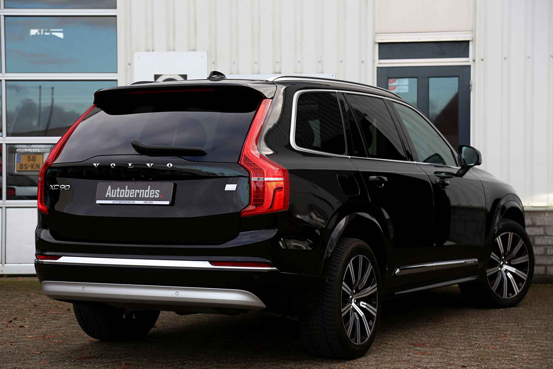 Volvo XC90 2.0 T8 390PK Plug in hybride PHEV AWD Inscription 7P.*Perfect Volvo Onderh.*BTW*1ste Eig*Pano/Elek. Trekhaak/ACC/Pilot Ass./Stoe - 2/66