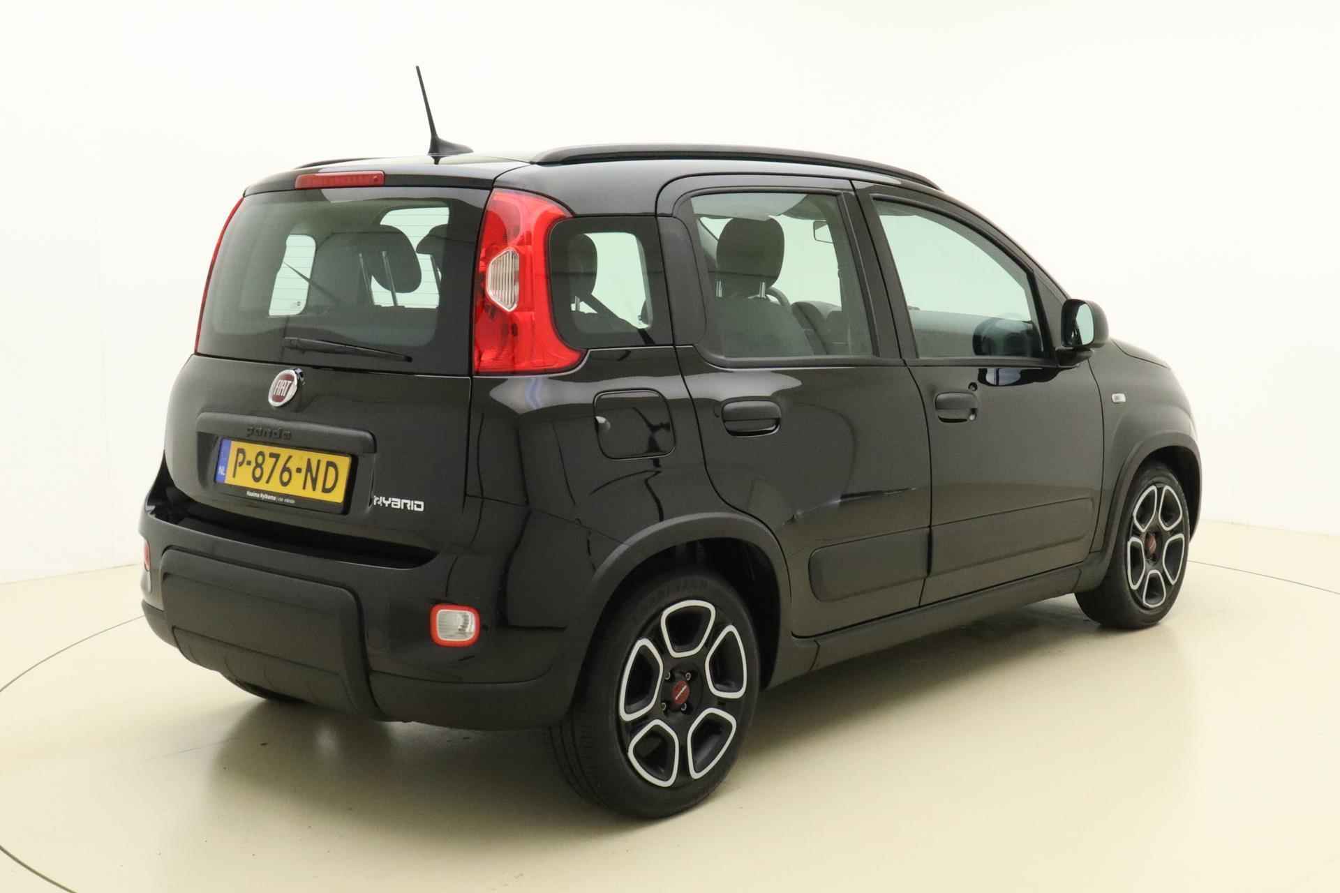 Fiat Panda 1.0 Hybrid City Life | Navigatie via Apple carplay | 5 Zitplaatsen | Dakrails | DAB Radio | Hoge instap | Zuinige motor - 3/30