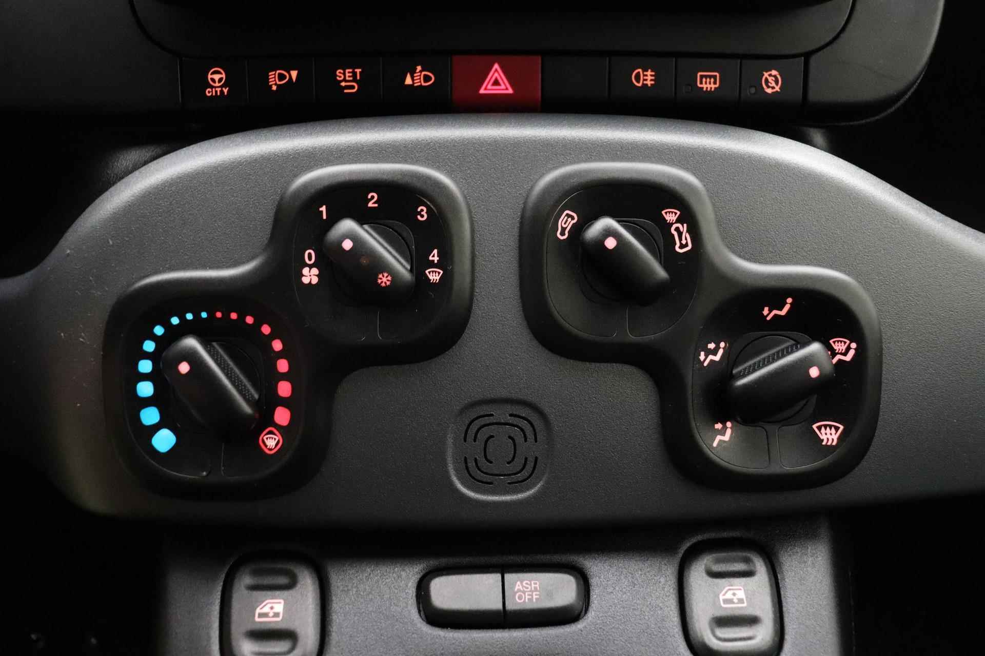 Fiat Panda 1.0 Hybrid City Life | Navigatie via Apple carplay | 5 Zitplaatsen | Dakrails | DAB Radio | Hoge instap | Zuinige motor - 18/30