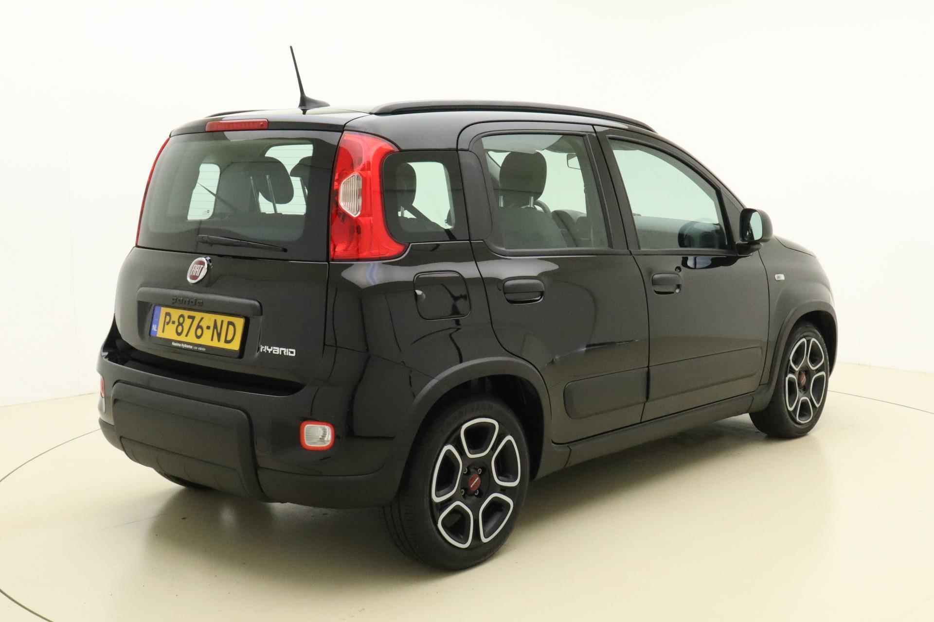 Fiat Panda 1.0 Hybrid City Life | Navigatie via Apple carplay | 5 Zitplaatsen | Dakrails | DAB Radio | Hoge instap | Zuinige motor - 3/32