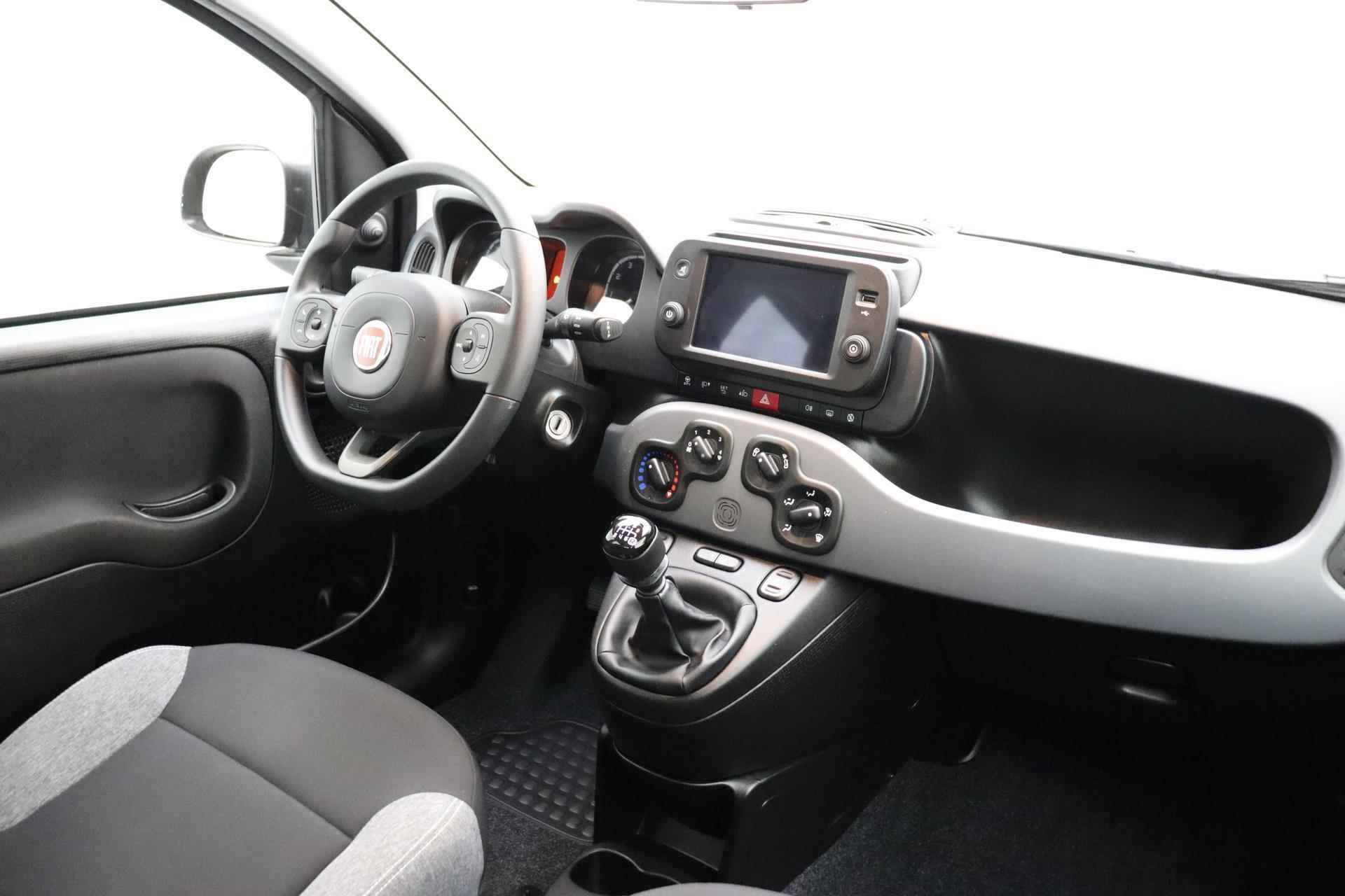 Fiat Panda 1.0 Hybrid City Life | Navigatie via Apple carplay | 5 Zitplaatsen | Dakrails | DAB Radio | Hoge instap | Zuinige motor - 4/32